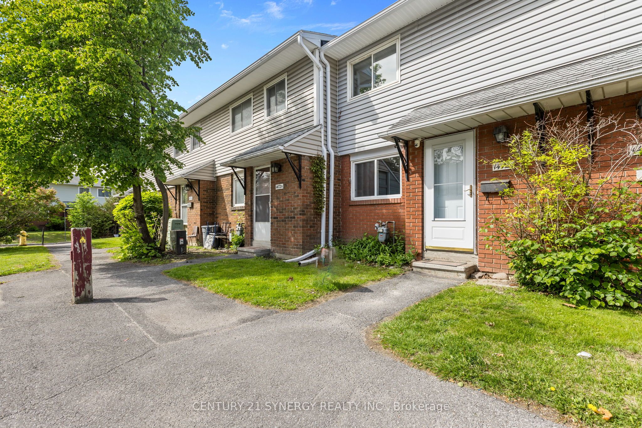 1472 Heatherington Road C Property Photo 2