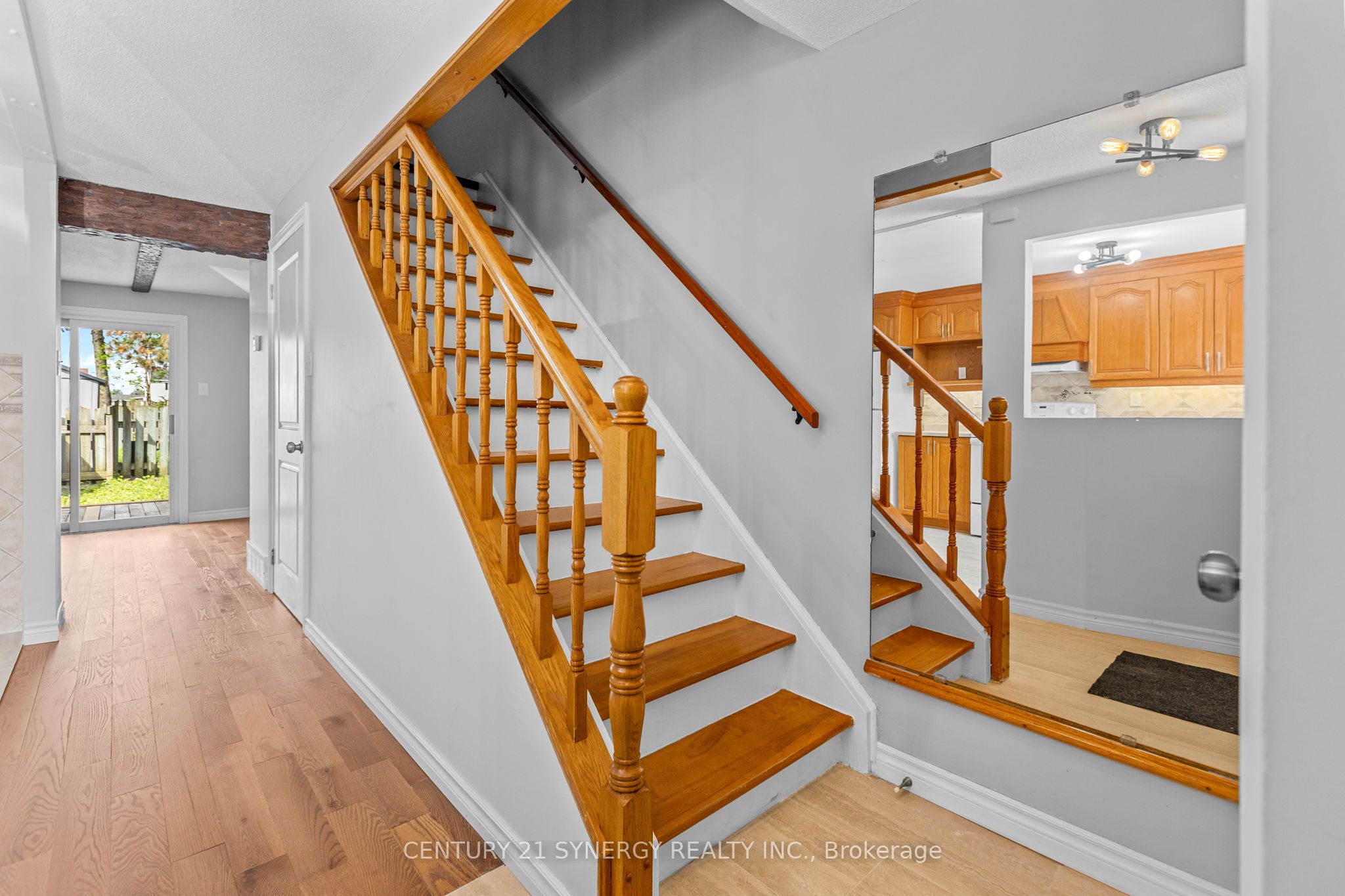 1472 Heatherington Road C Property Photo 14