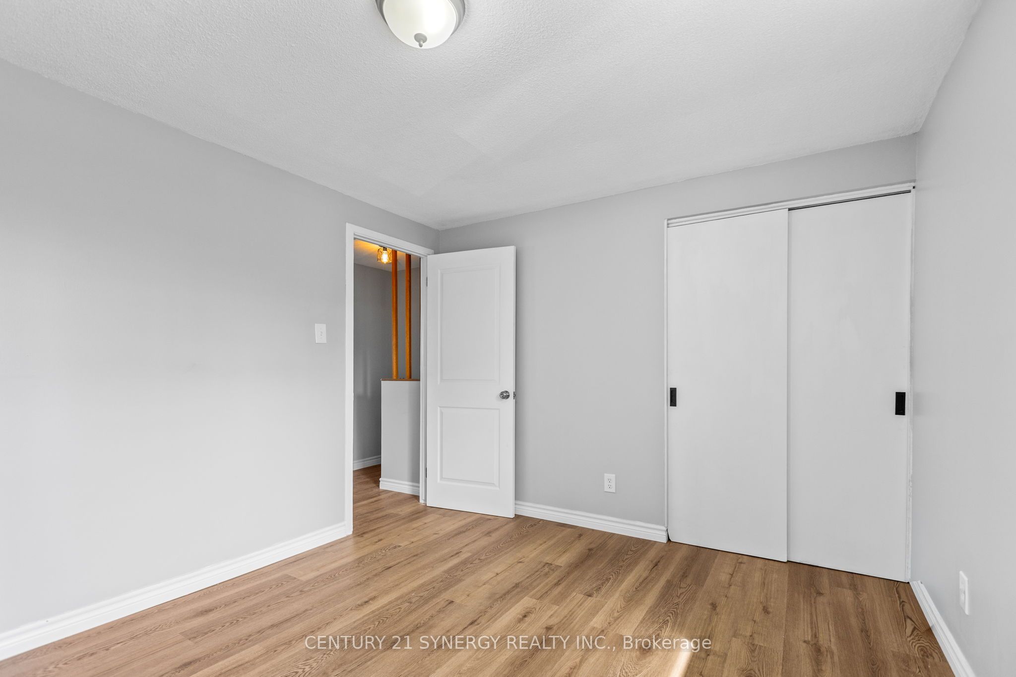 1472 Heatherington Road C Property Photo 19
