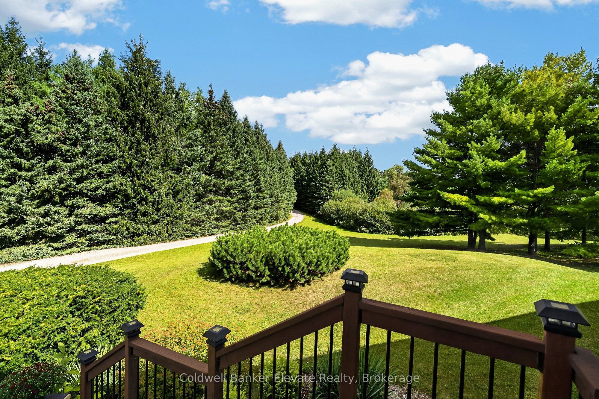 5126 Ninth Line Property Photo 5