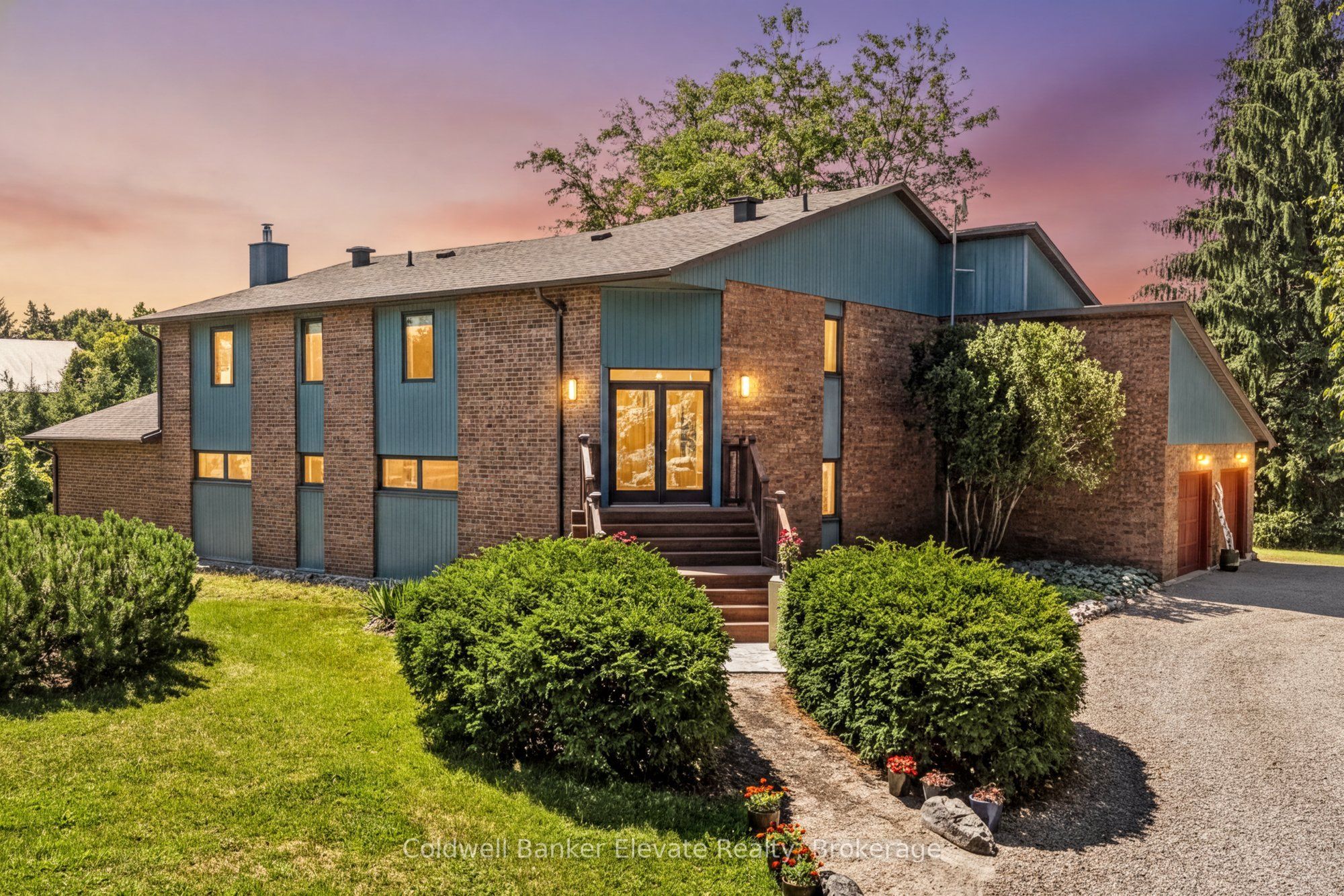 5126 Ninth Line Property Photo 13