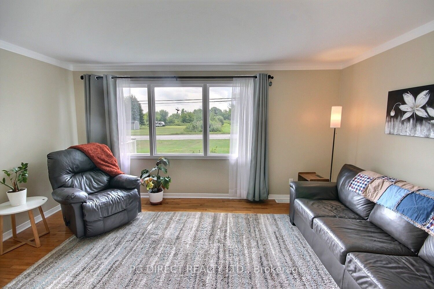2402 Hamilton Road Property Photo 4