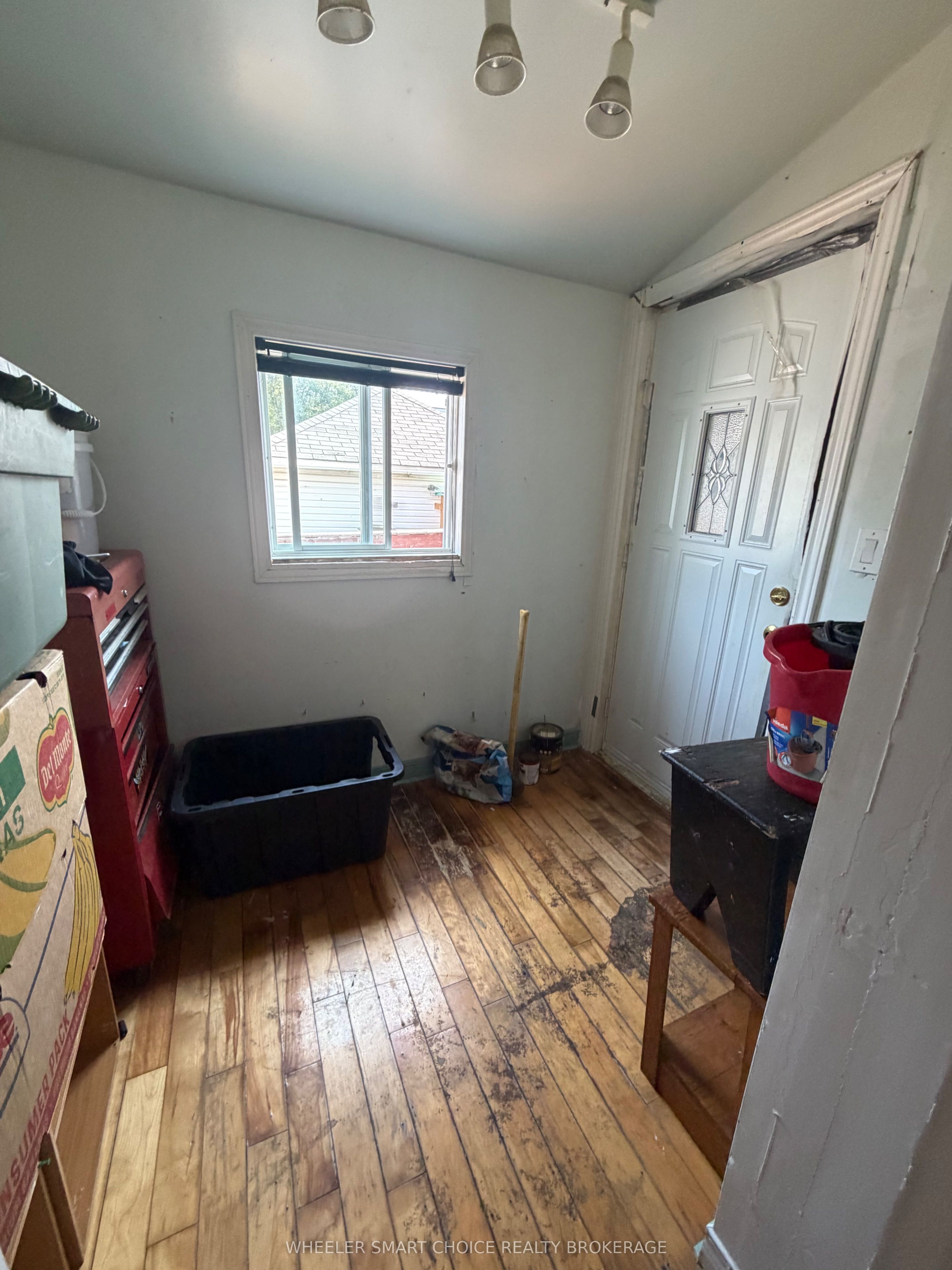 115 Guy Street Property Photo 8