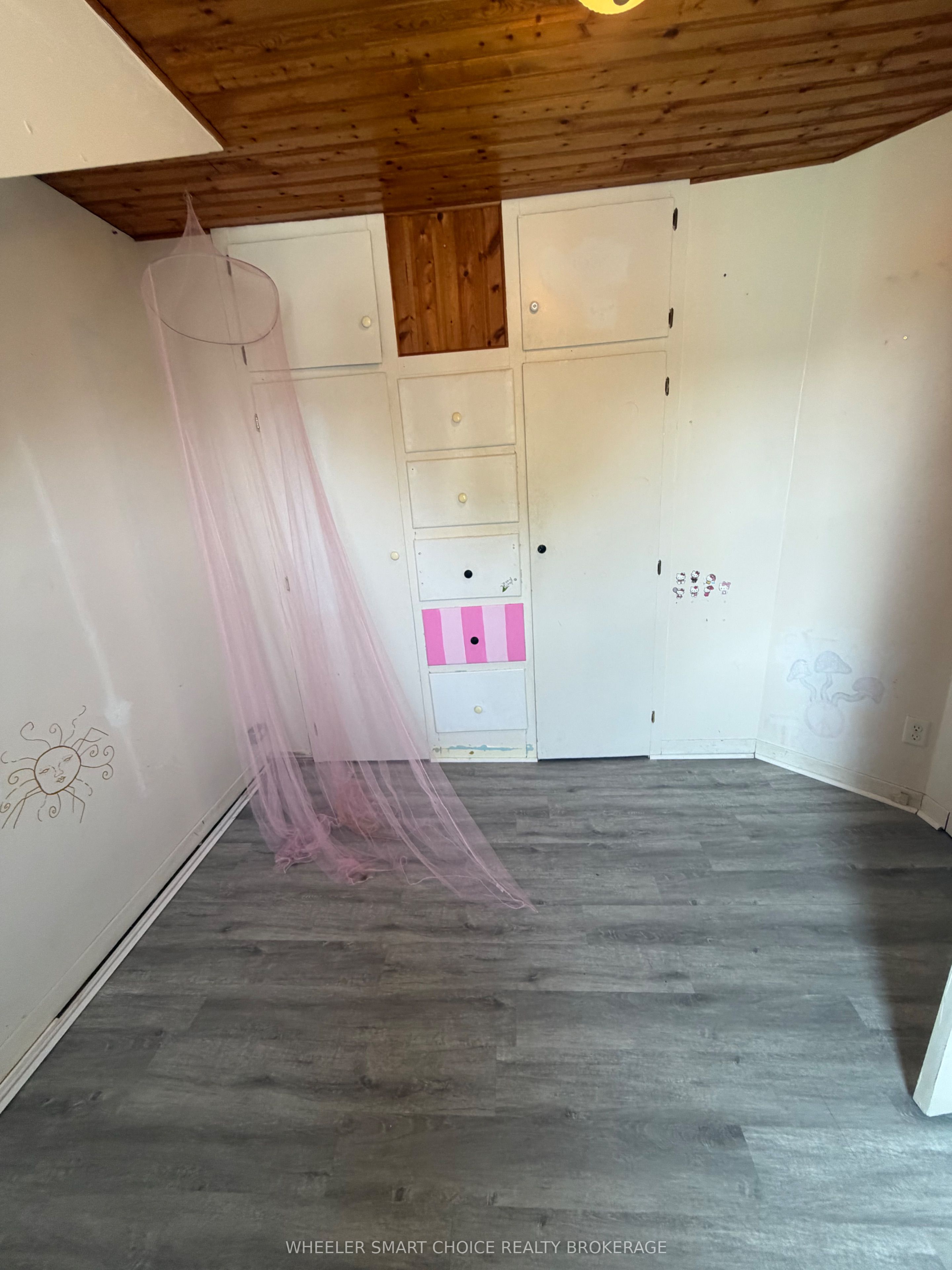115 Guy Street Property Photo 11