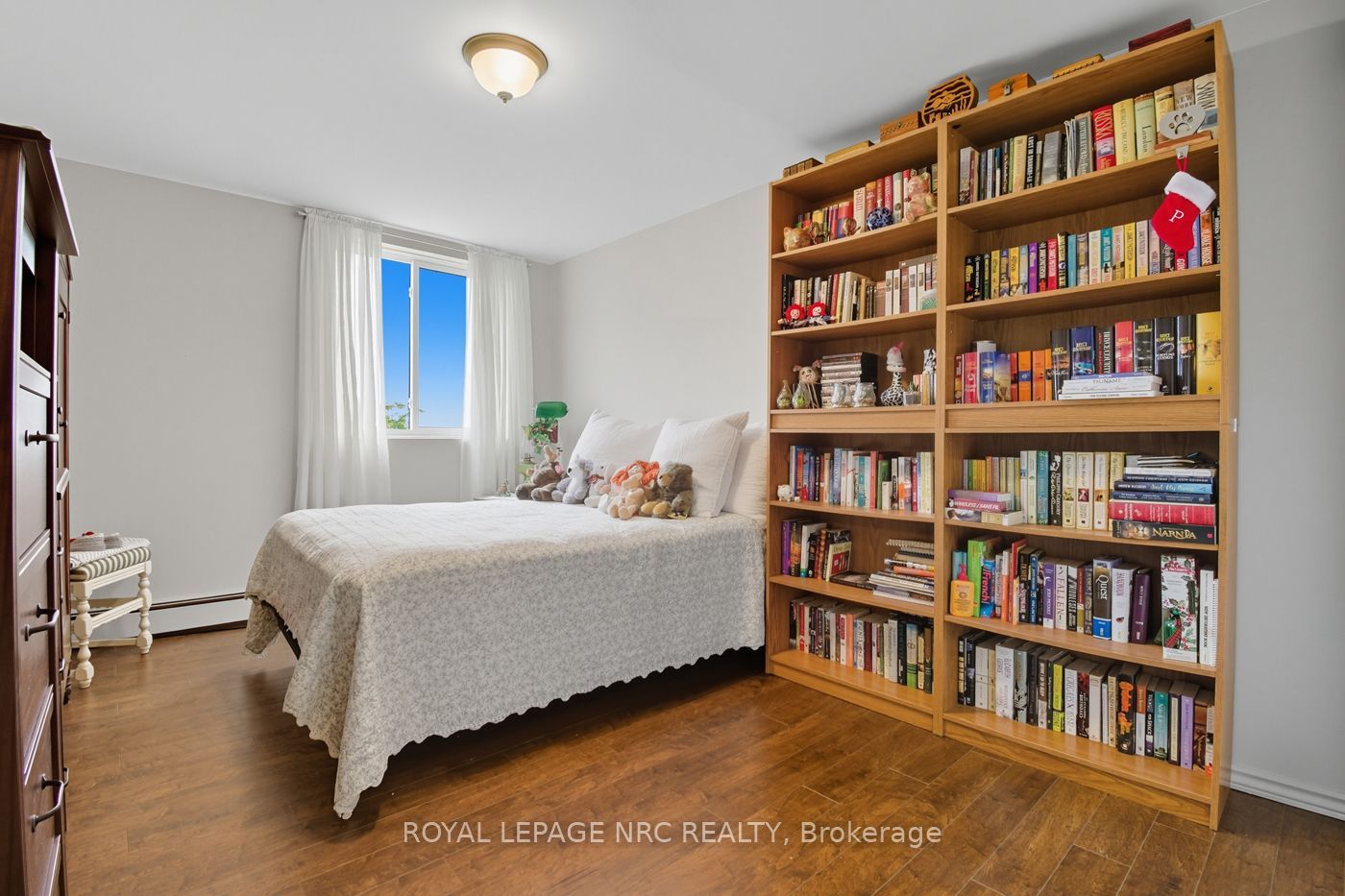 264 Grantham Avenue 505 Property Photo 21