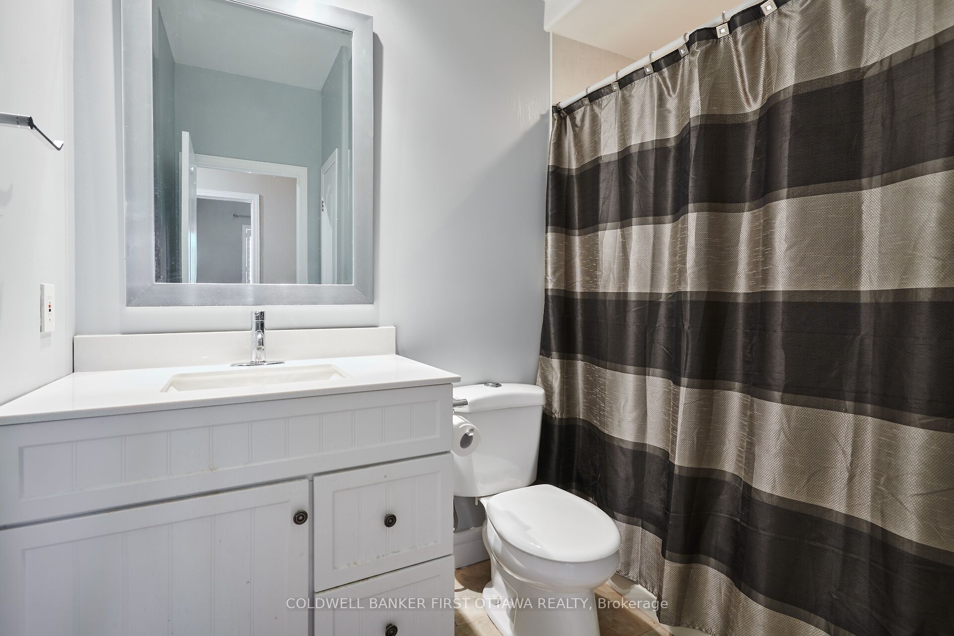 6983 Lakes Park Drive Property Photo 19