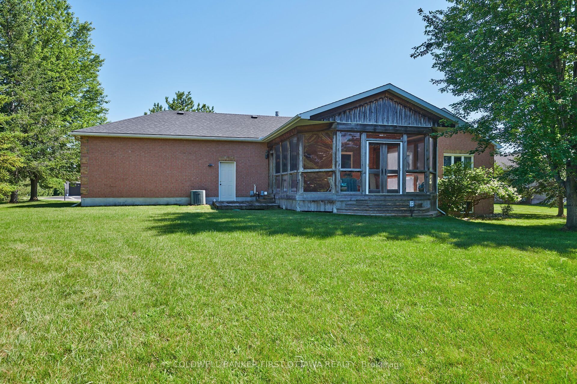6983 Lakes Park Drive Property Photo 27