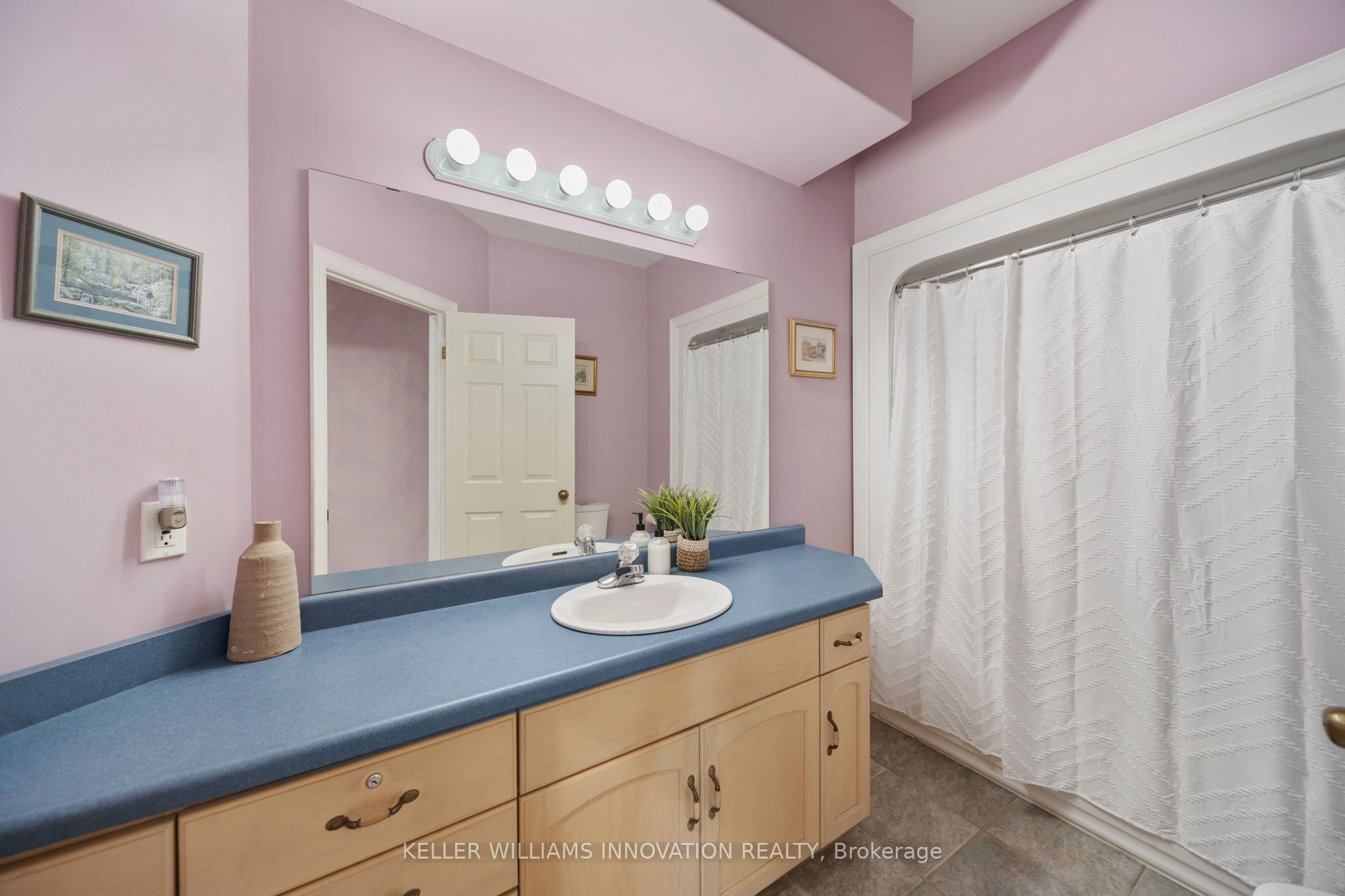 18 Featherstone Avenue Property Photo 20