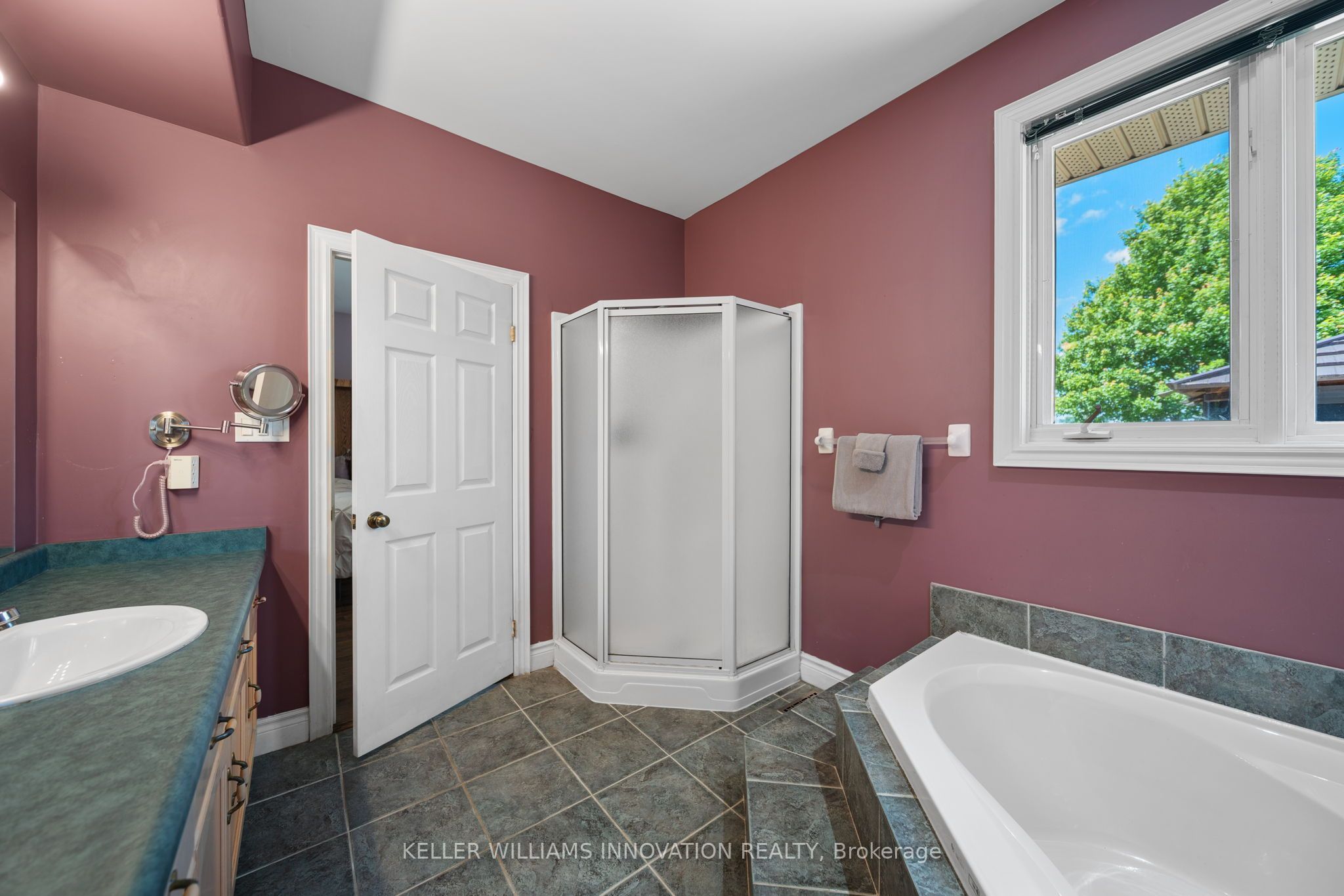 18 Featherstone Avenue Property Photo 24