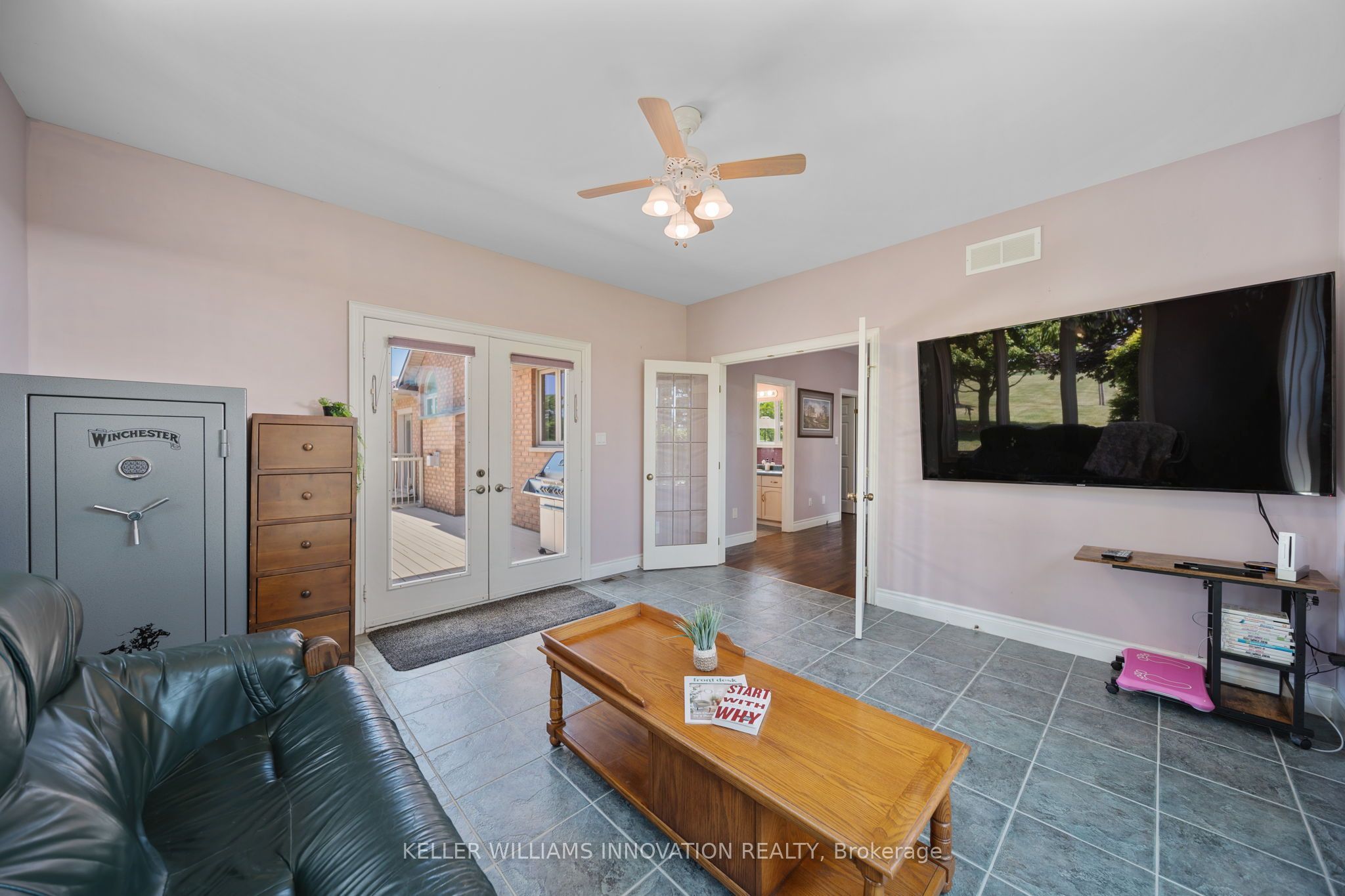 18 Featherstone Avenue Property Photo 27