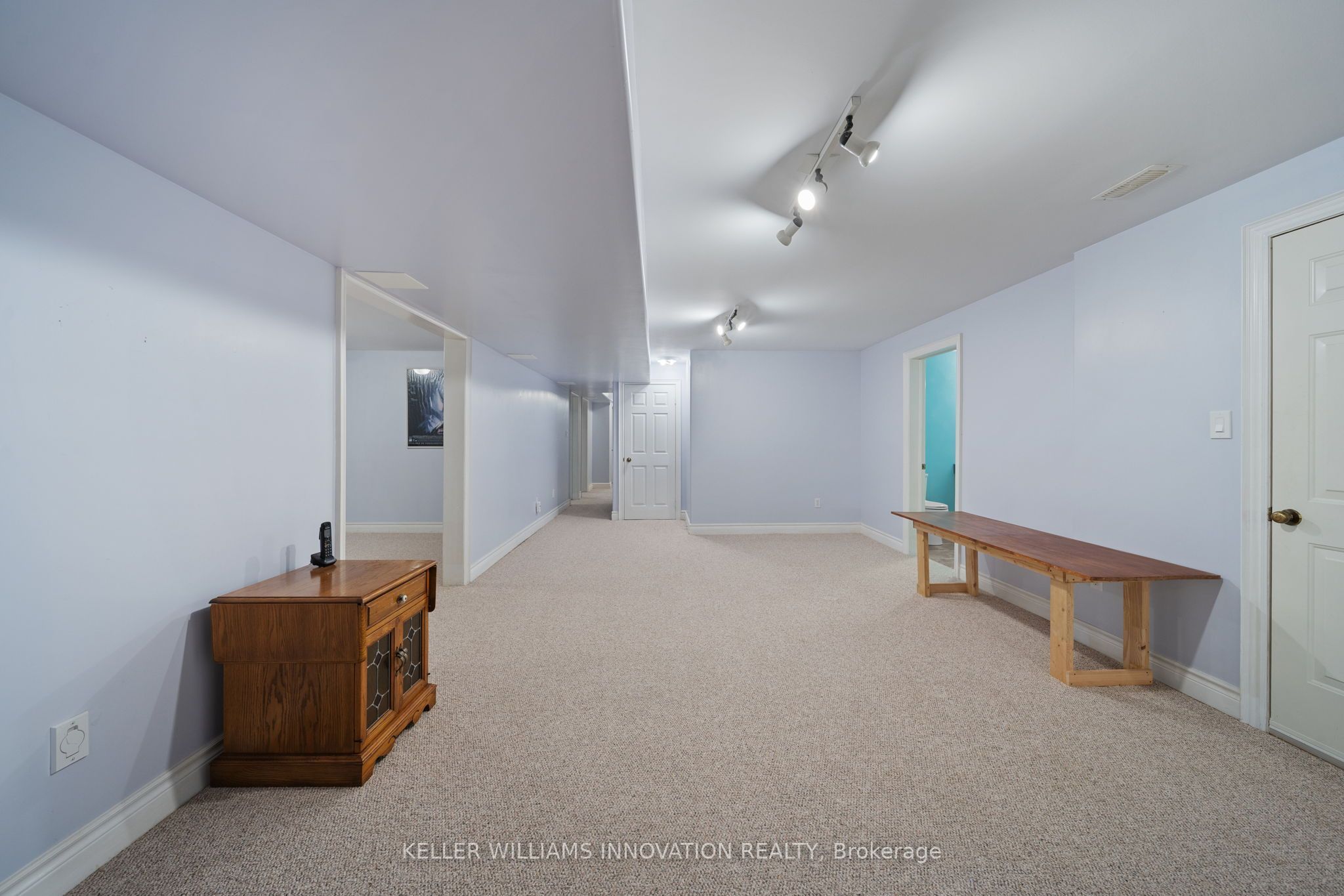 18 Featherstone Avenue Property Photo 31
