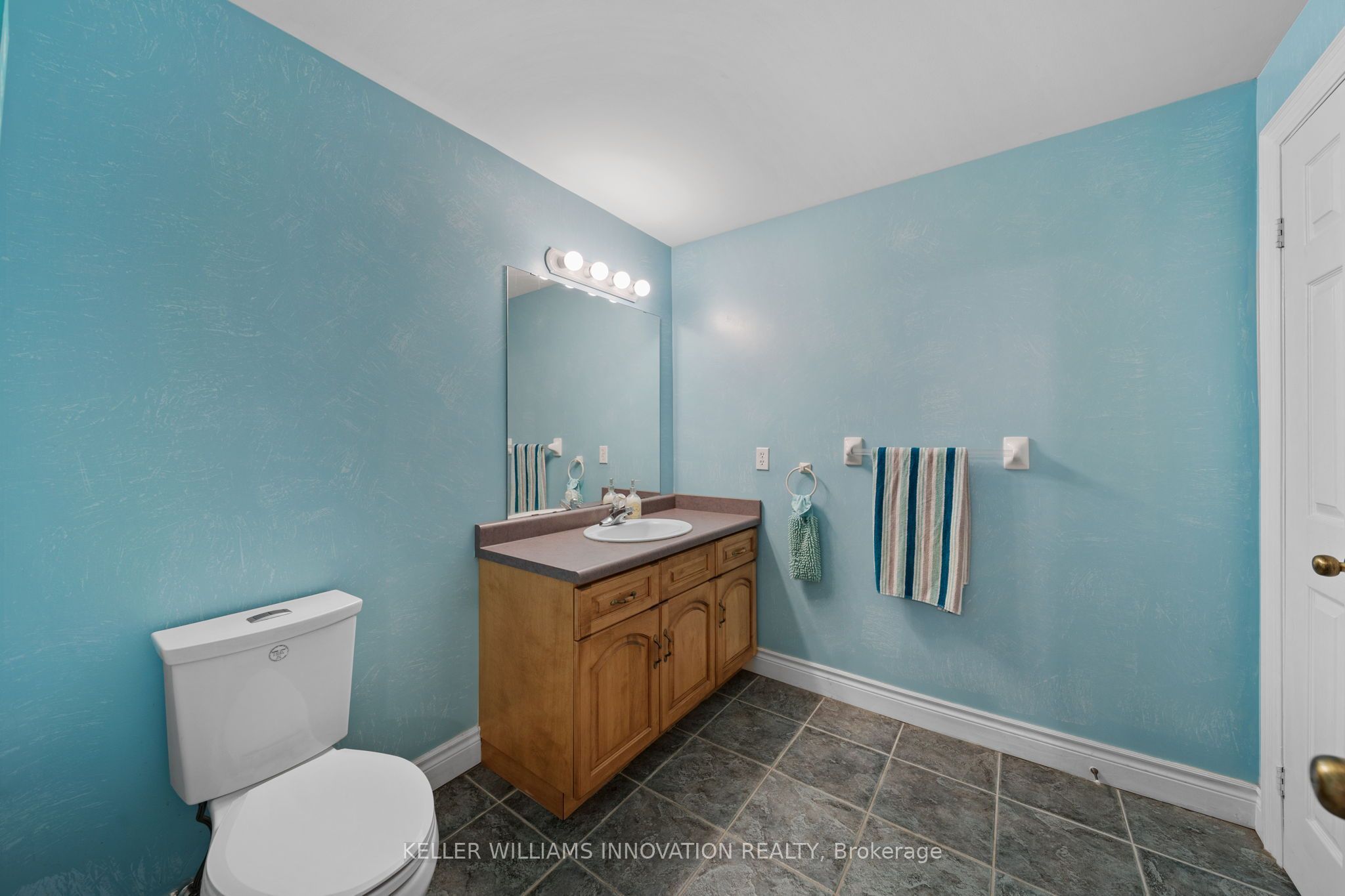18 Featherstone Avenue Property Photo 33