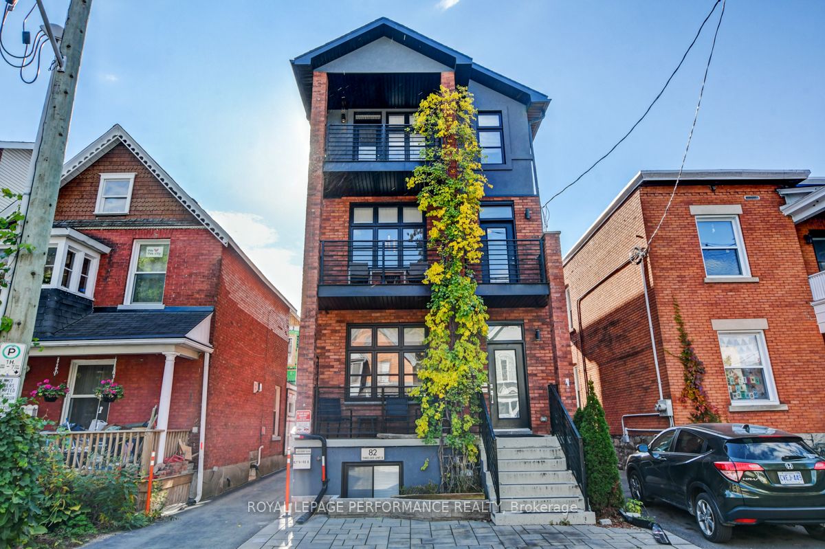 82 Third Avenue Unit B Property Photo 1