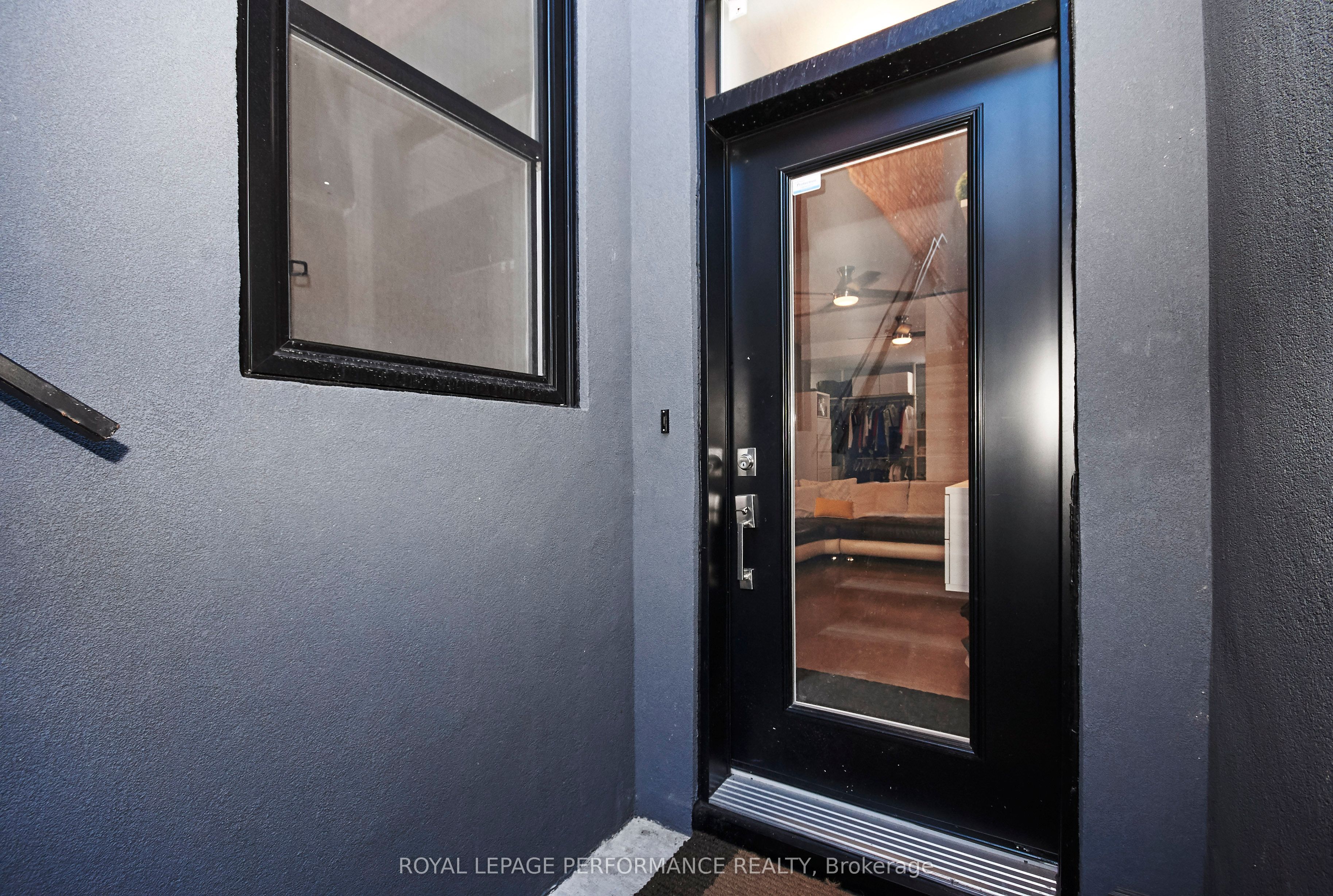 82 Third Avenue Unit B Property Photo 2