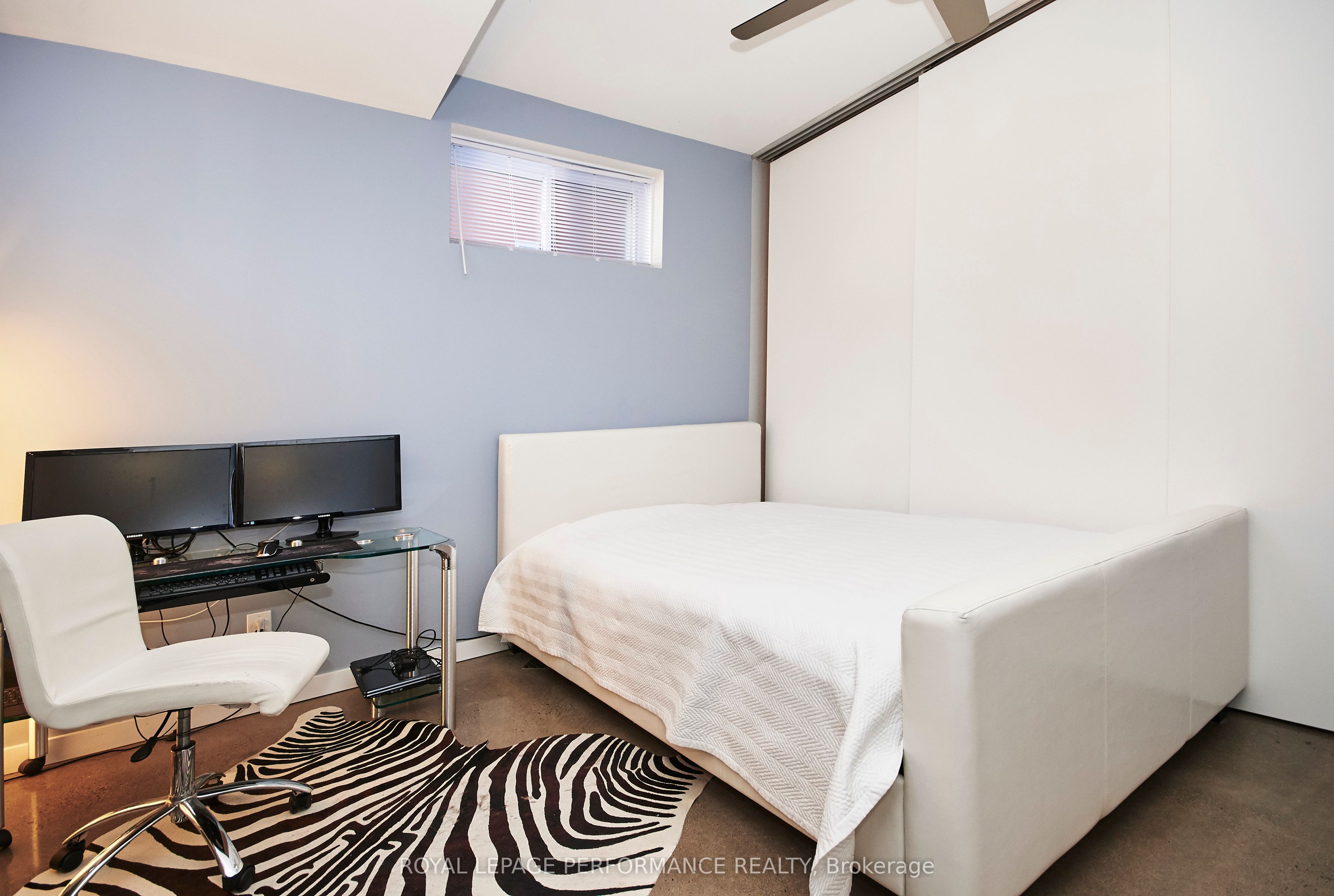 82 Third Avenue Unit B Property Photo 9