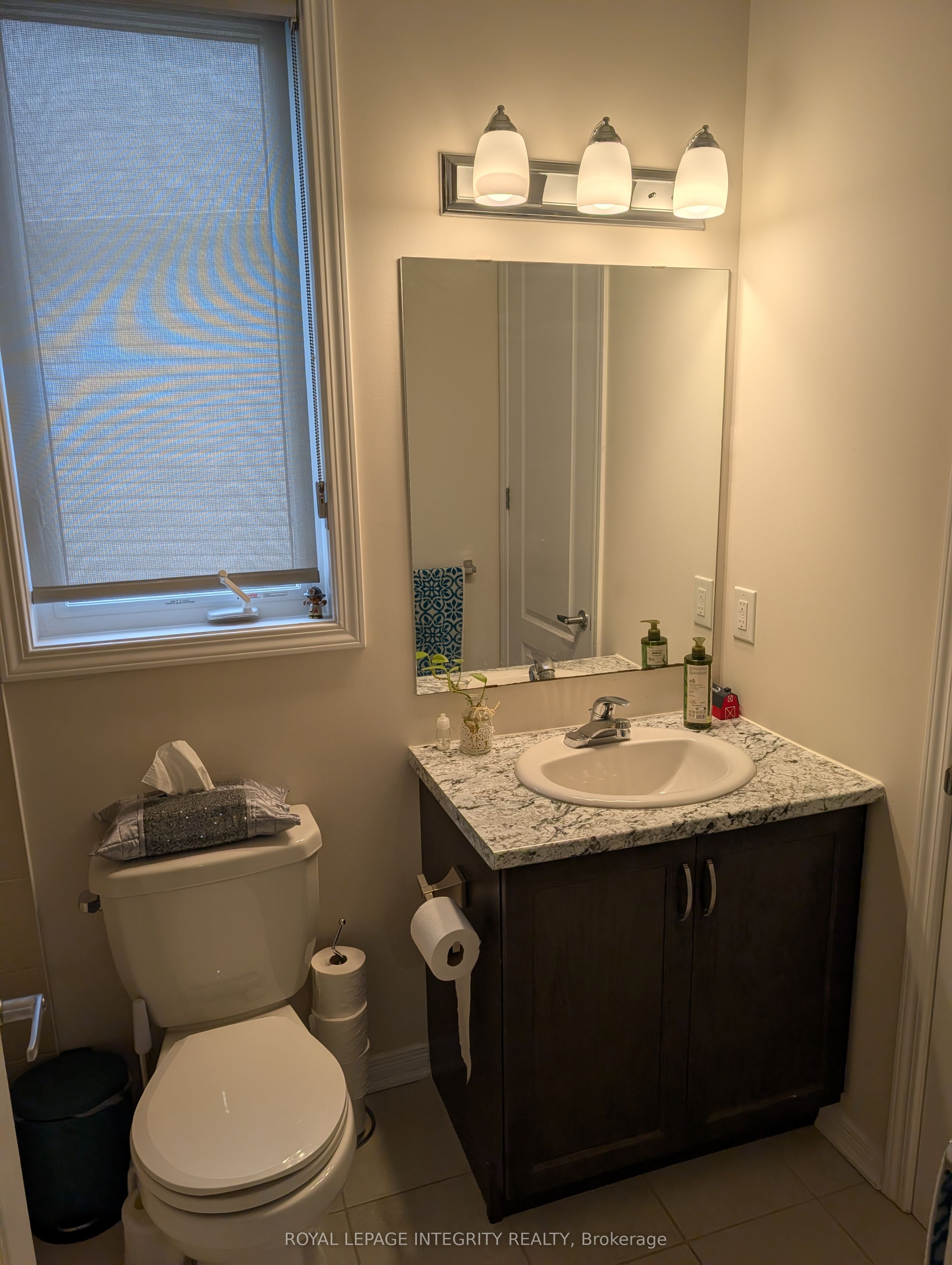 3230 Harvester Crescent Property Photo 9