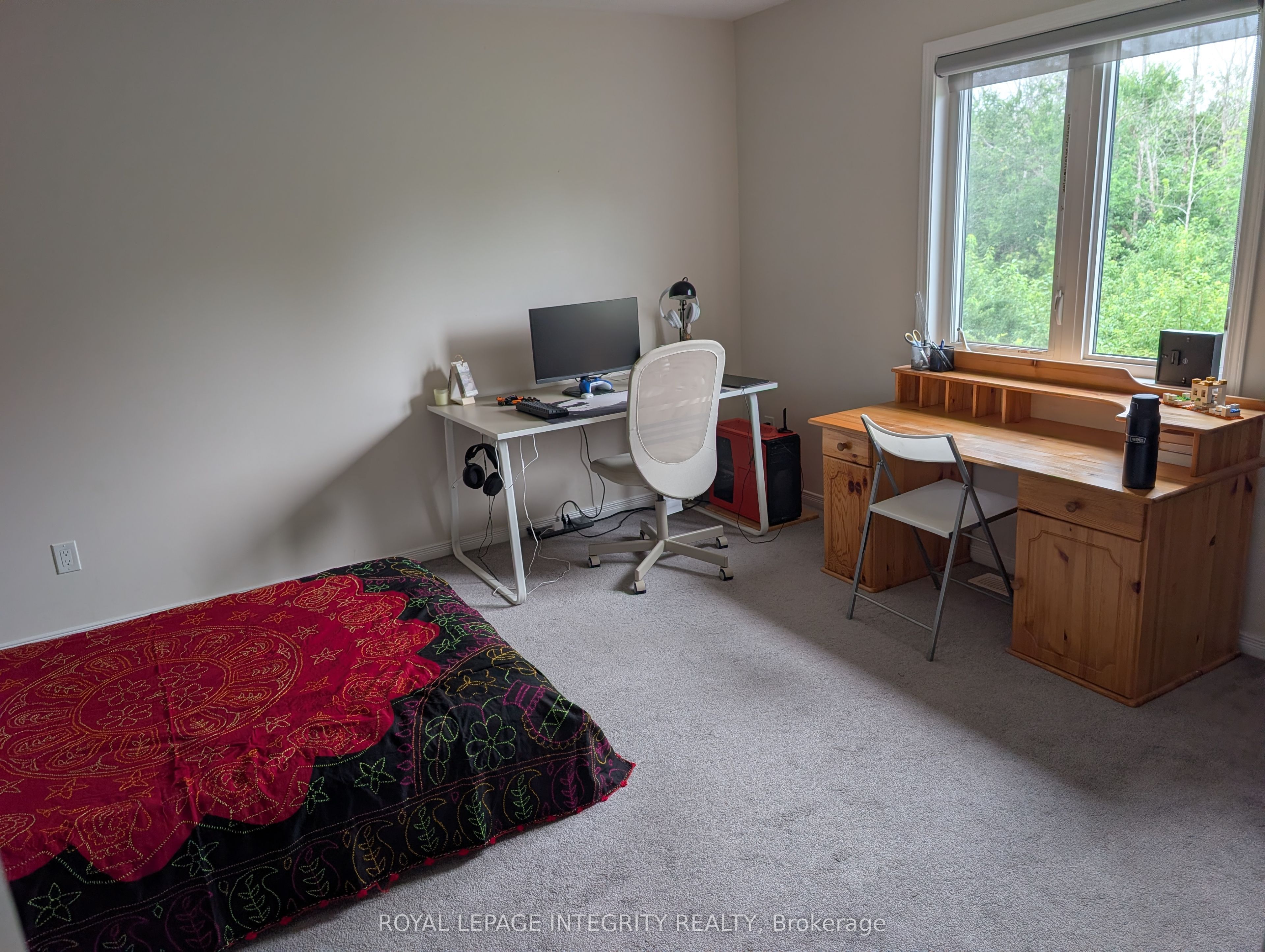 3230 Harvester Crescent Property Photo 13