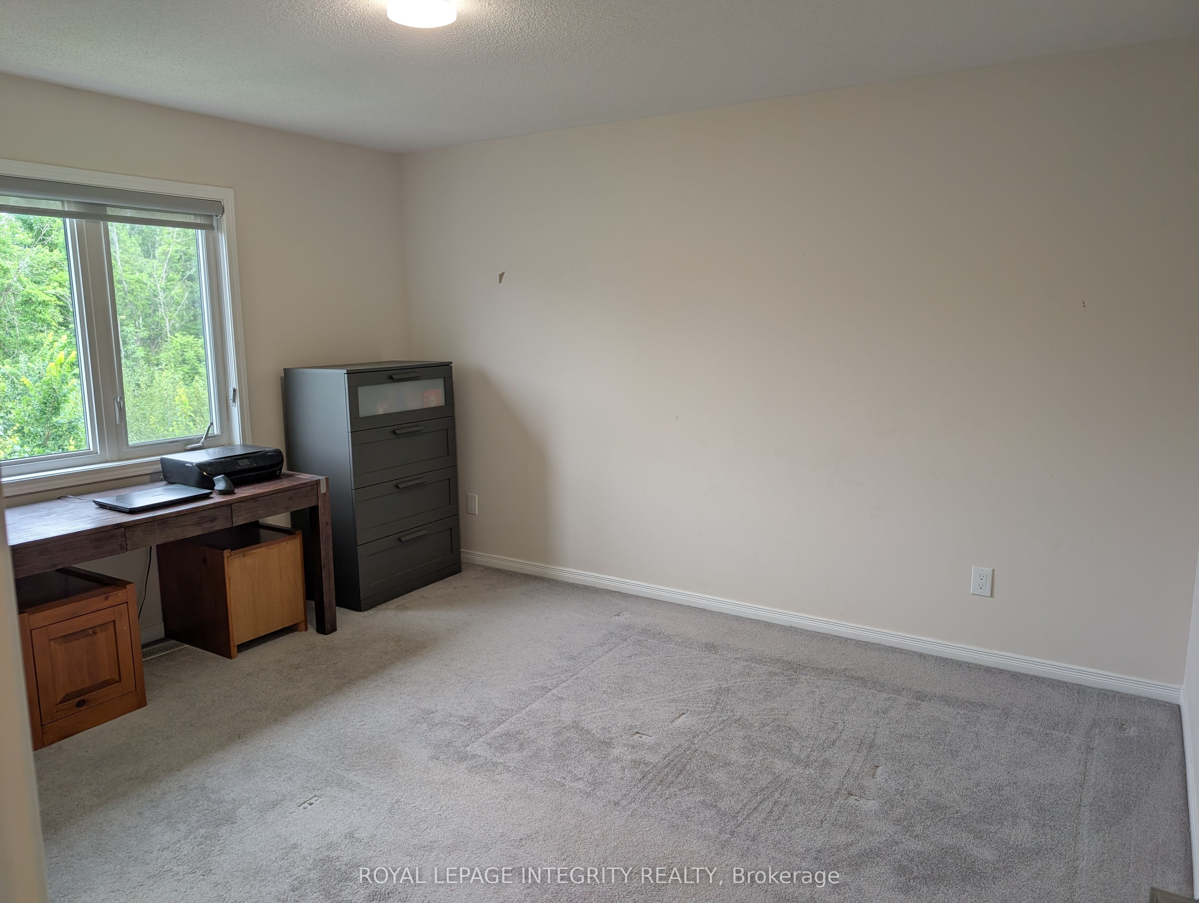 3230 Harvester Crescent Property Photo 15