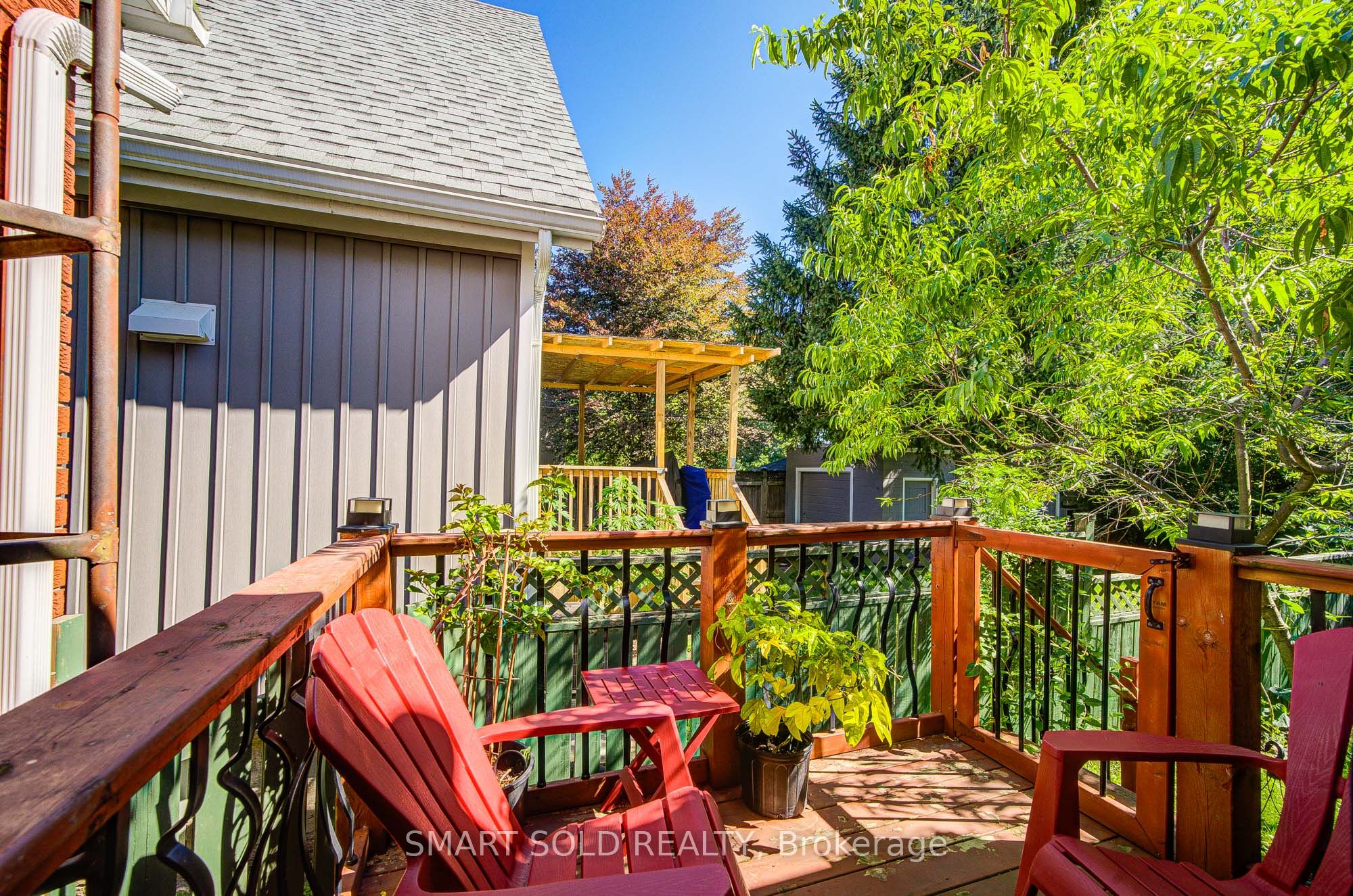 4096 Broughton Avenue Property Photo 11