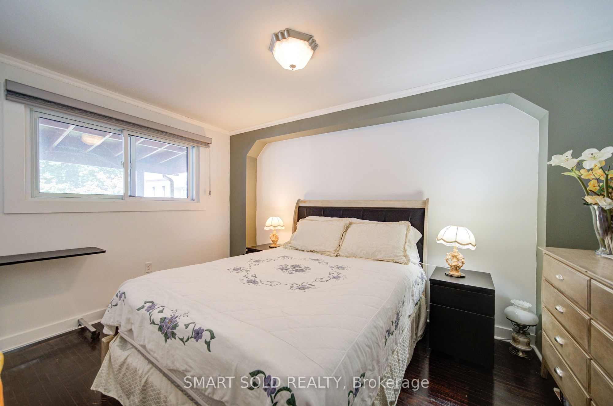 4096 Broughton Avenue Property Photo 12
