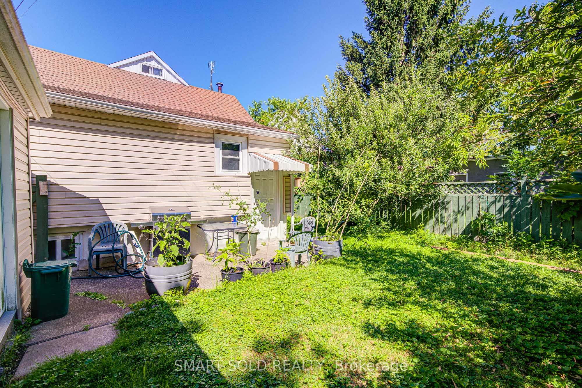 4096 Broughton Avenue Property Photo 22