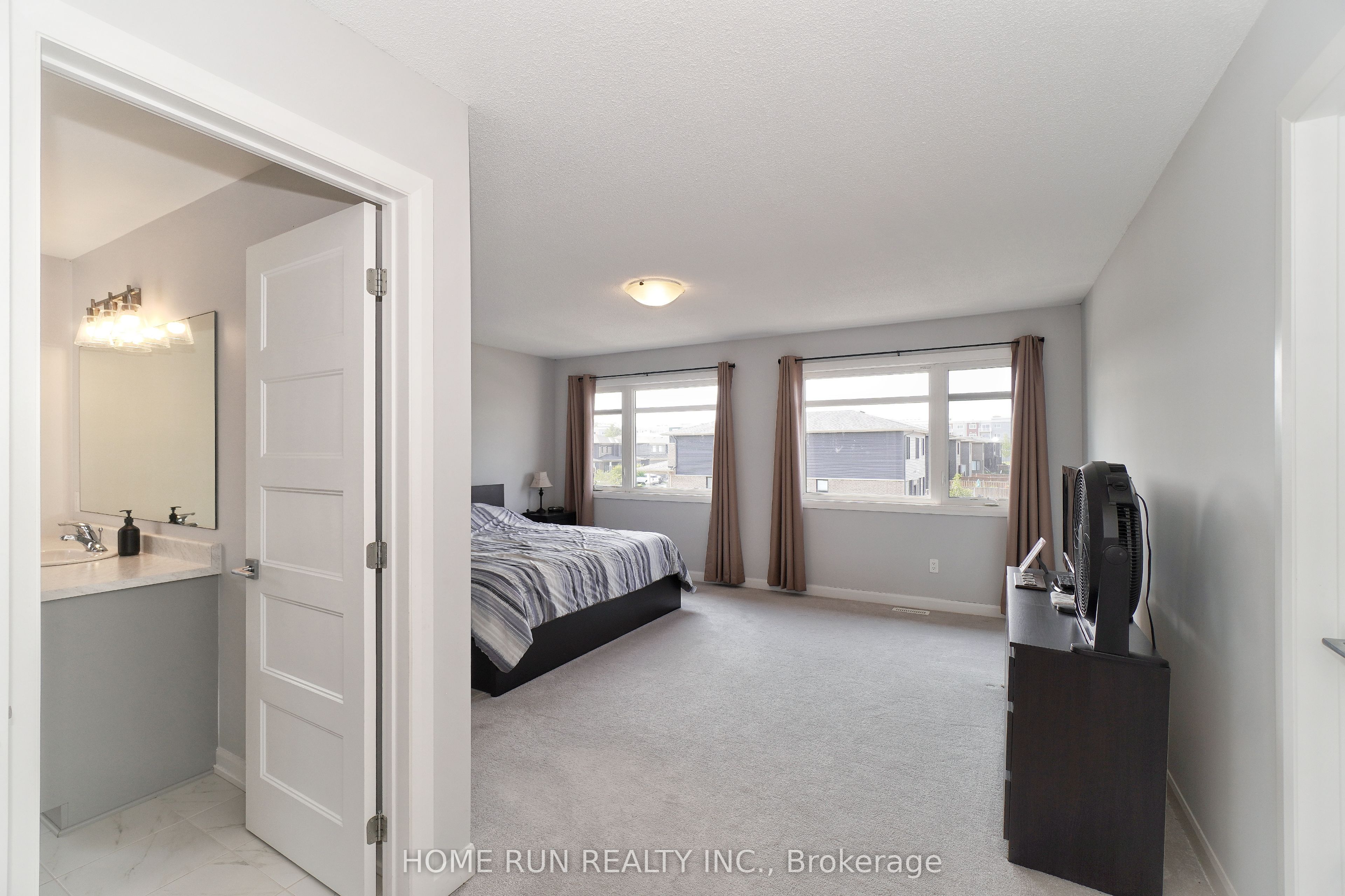 282 Nelson Street E Property Photo 23