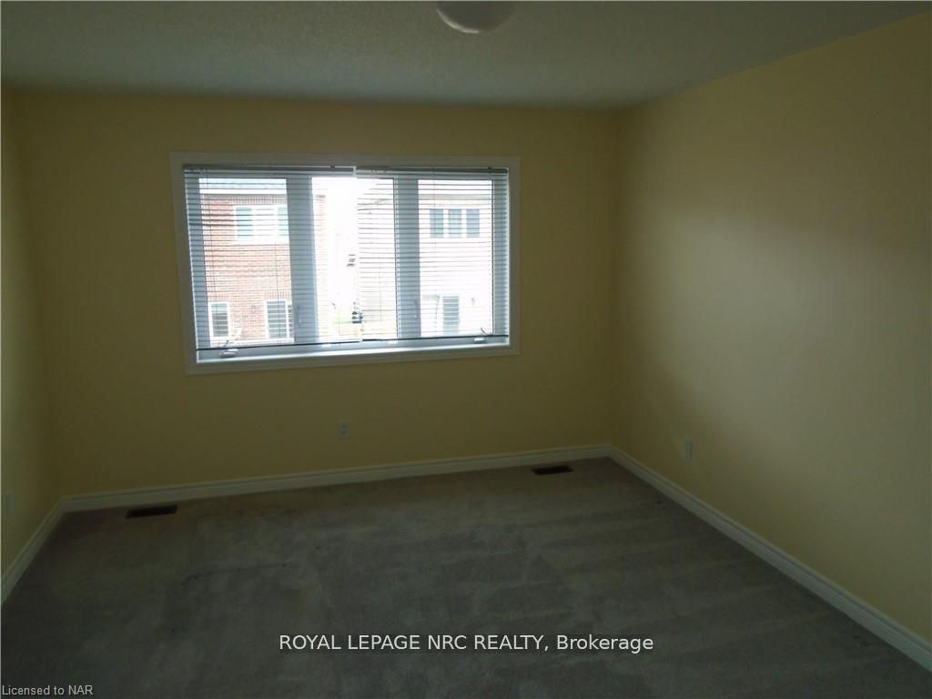 37 Sparkle Drive Property Photo 11