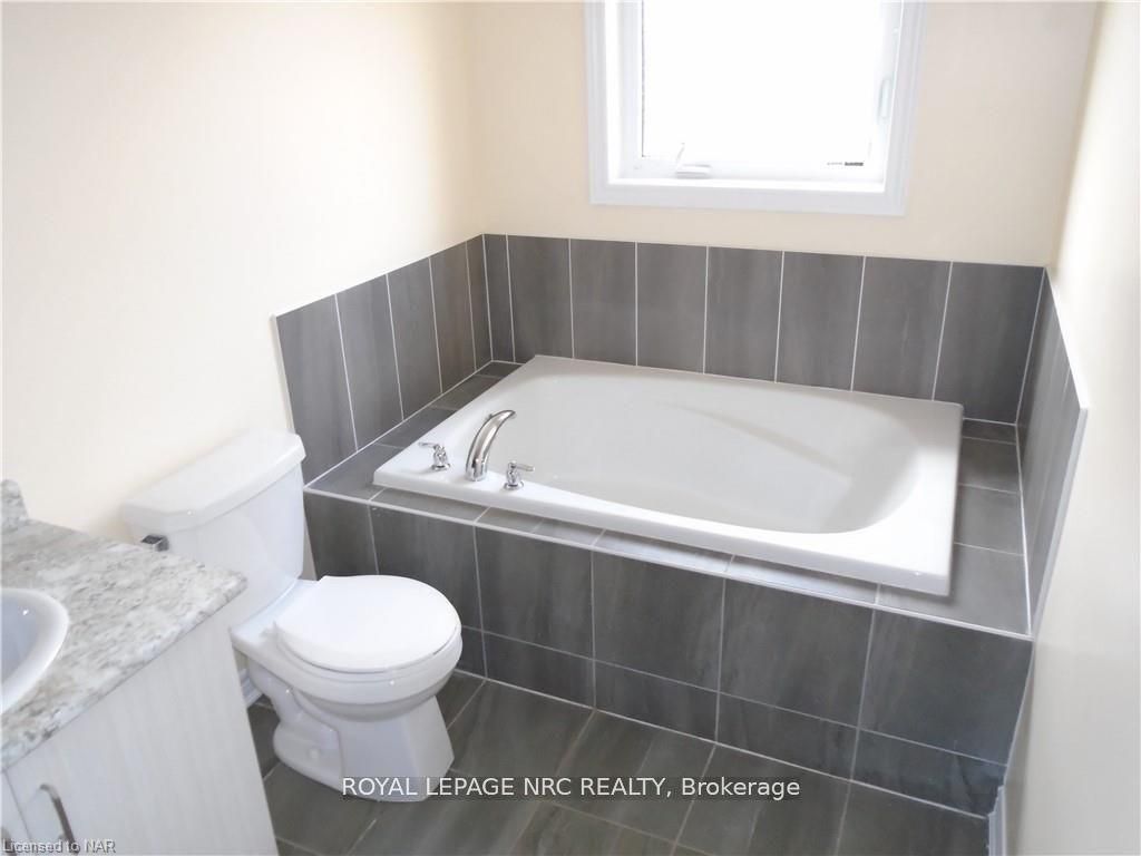 37 Sparkle Drive Property Photo 12