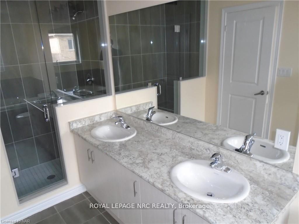 37 Sparkle Drive Property Photo 13
