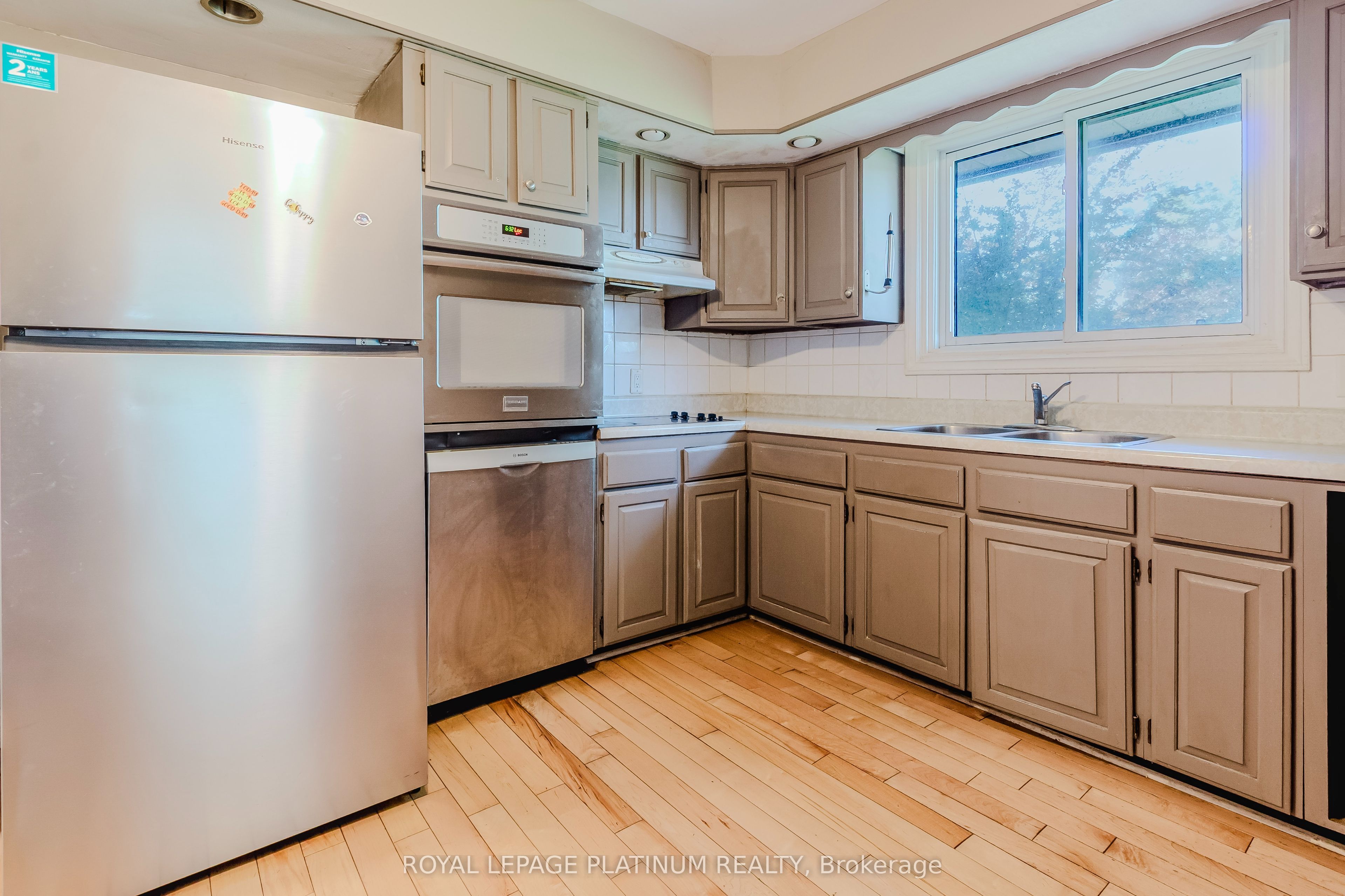 6 Varadi Avenue Property Photo 12