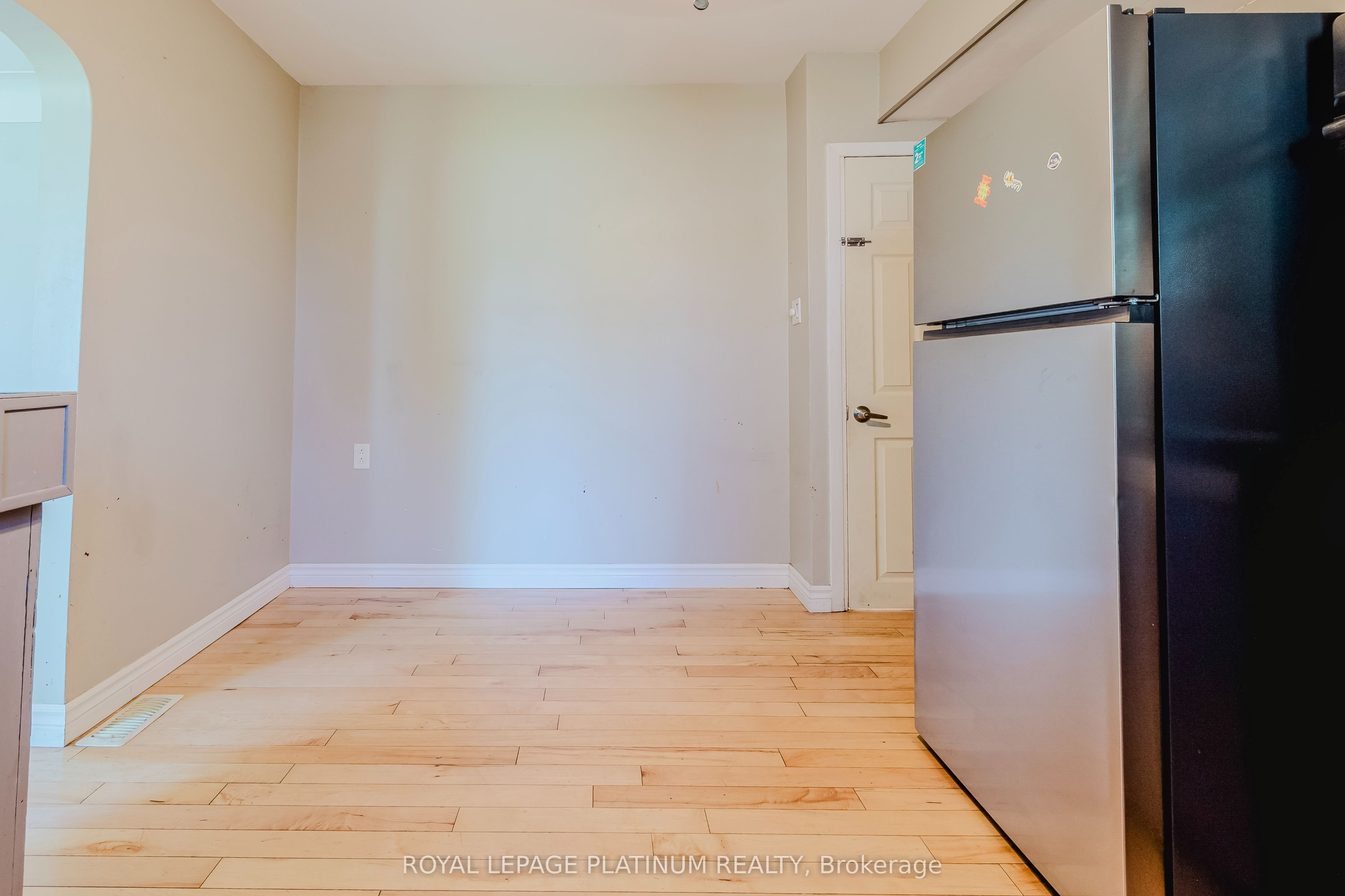 6 Varadi Avenue Property Photo 13