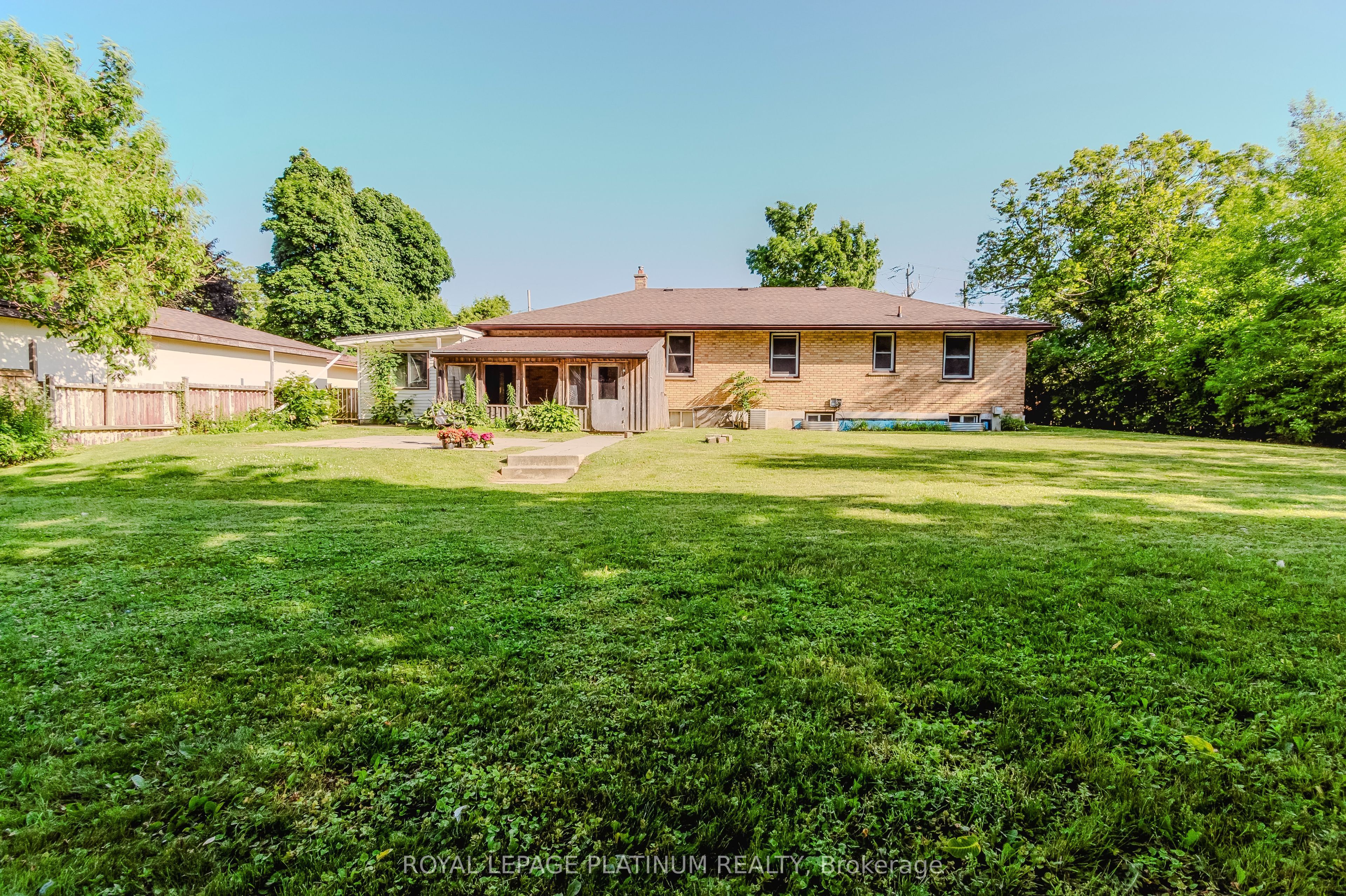 6 Varadi Avenue Property Photo 34