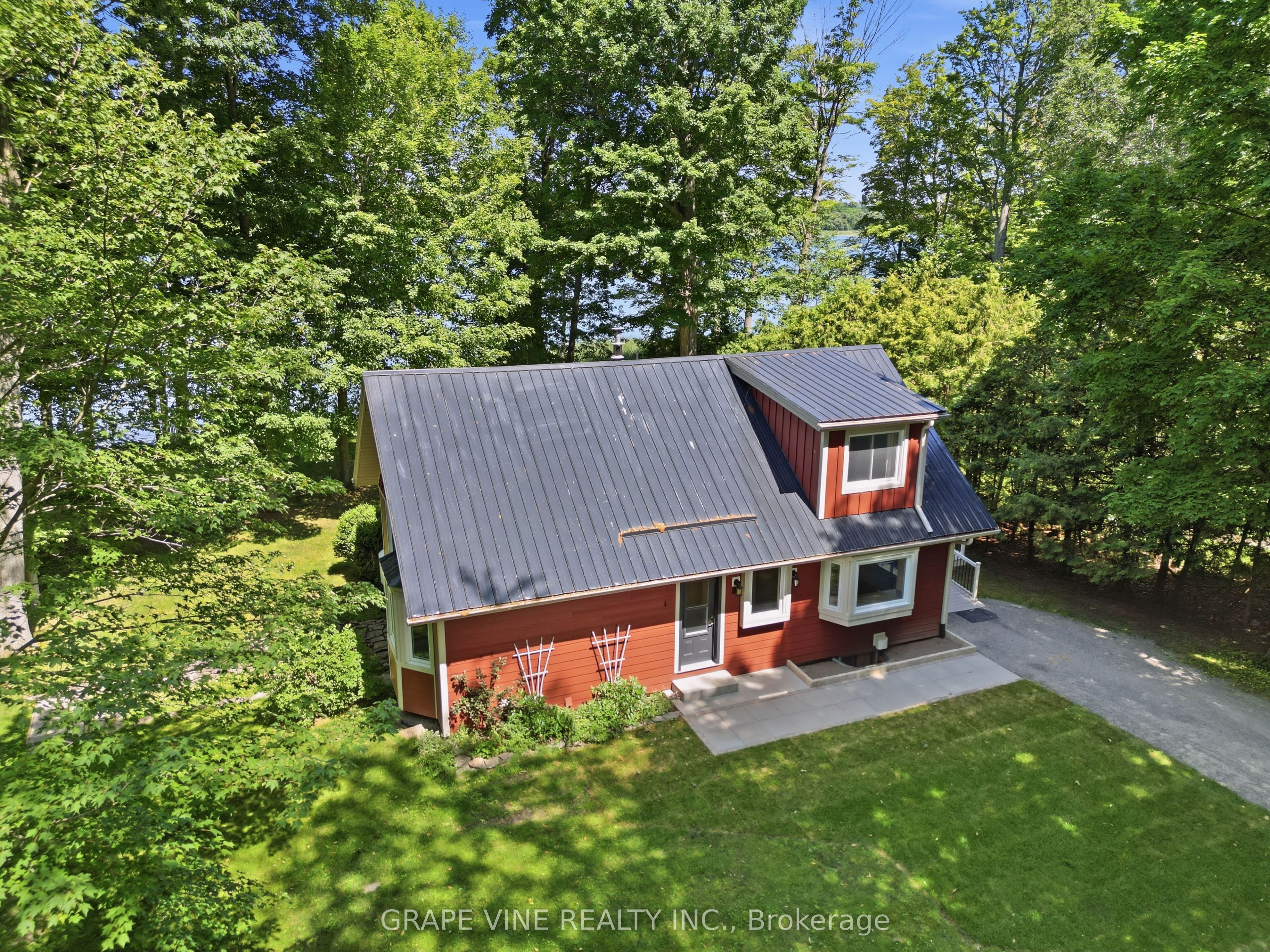 68 Goodman Crescent Property Photo 2