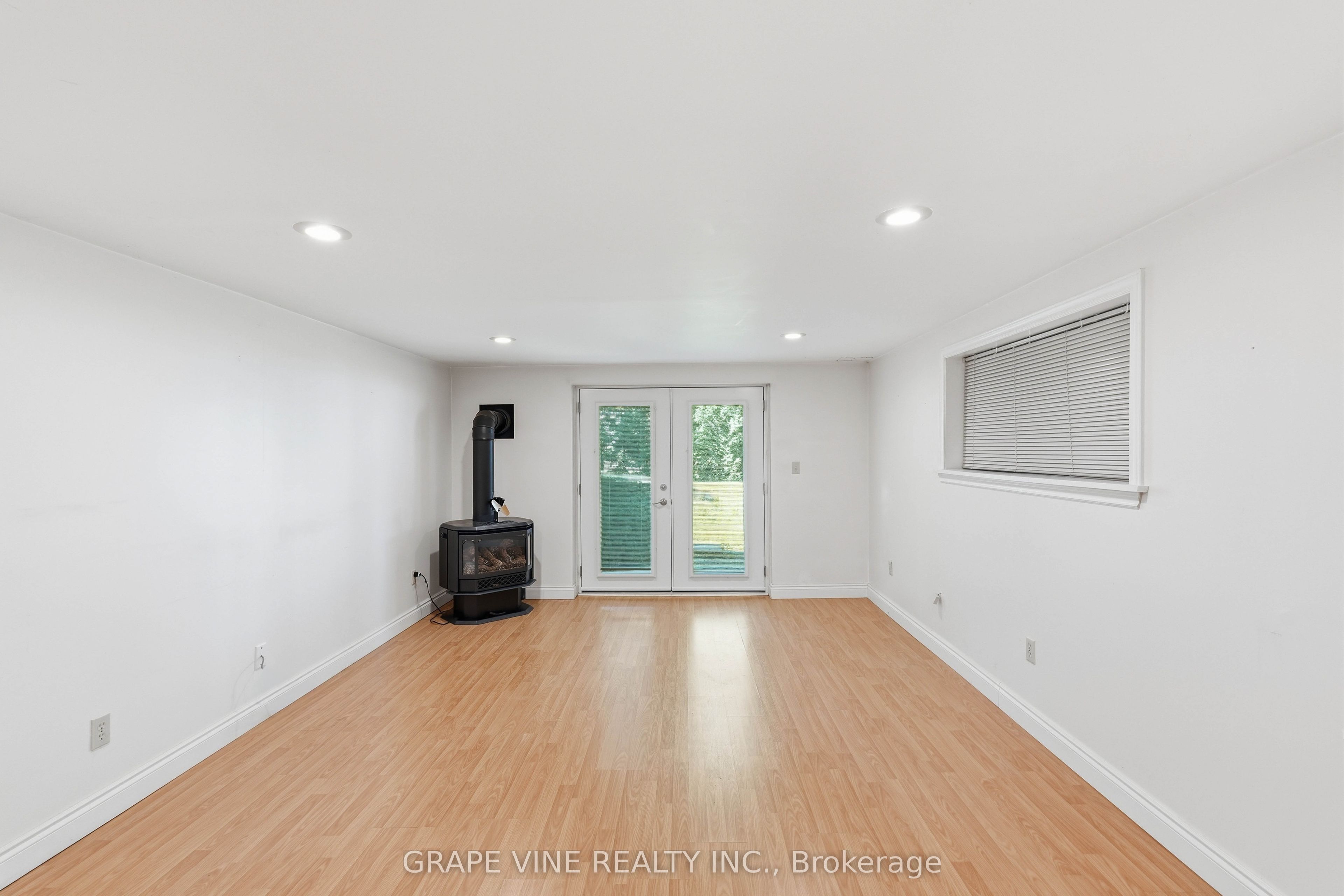 68 Goodman Crescent Property Photo 24