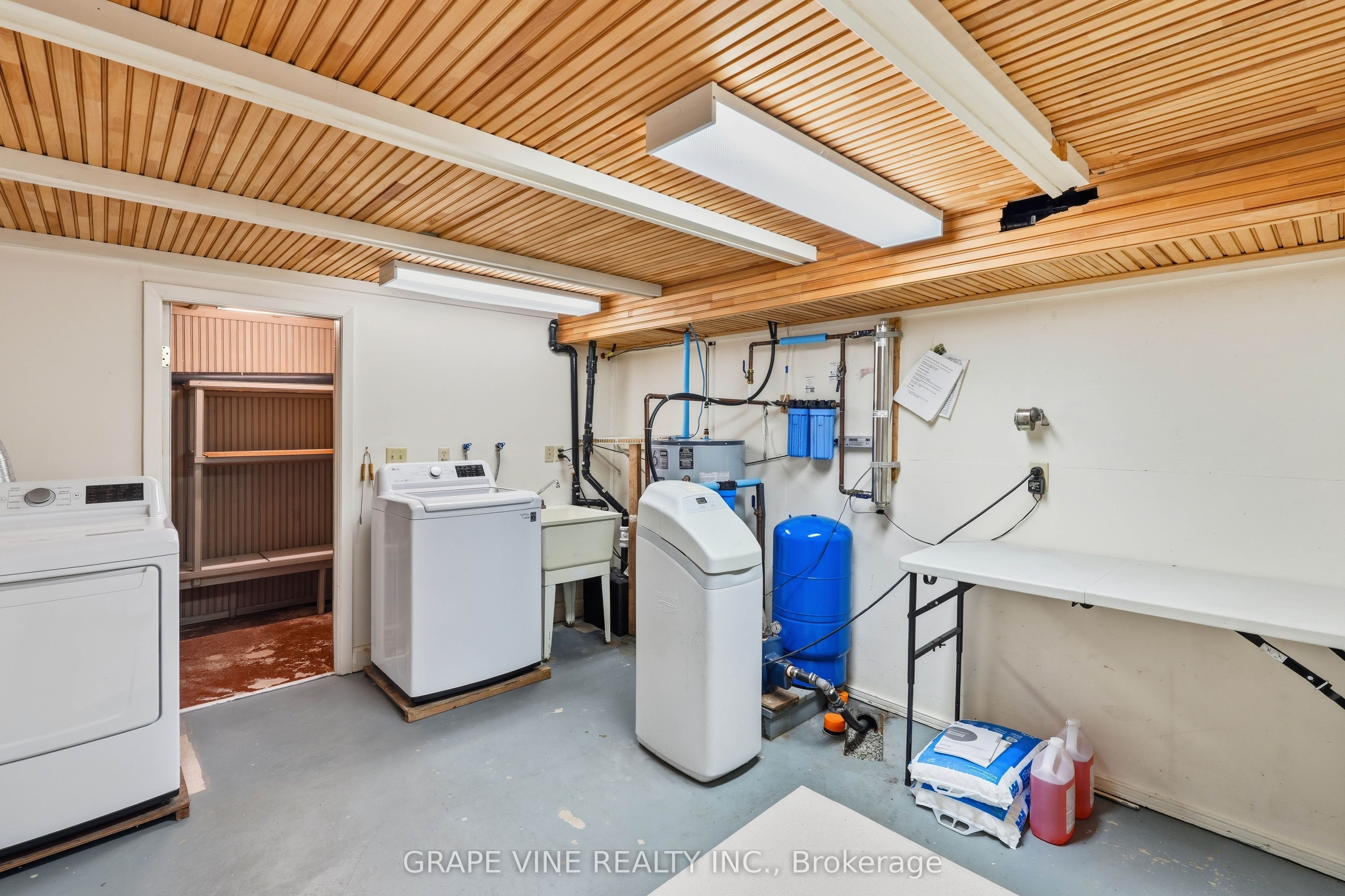 68 Goodman Crescent Property Photo 27