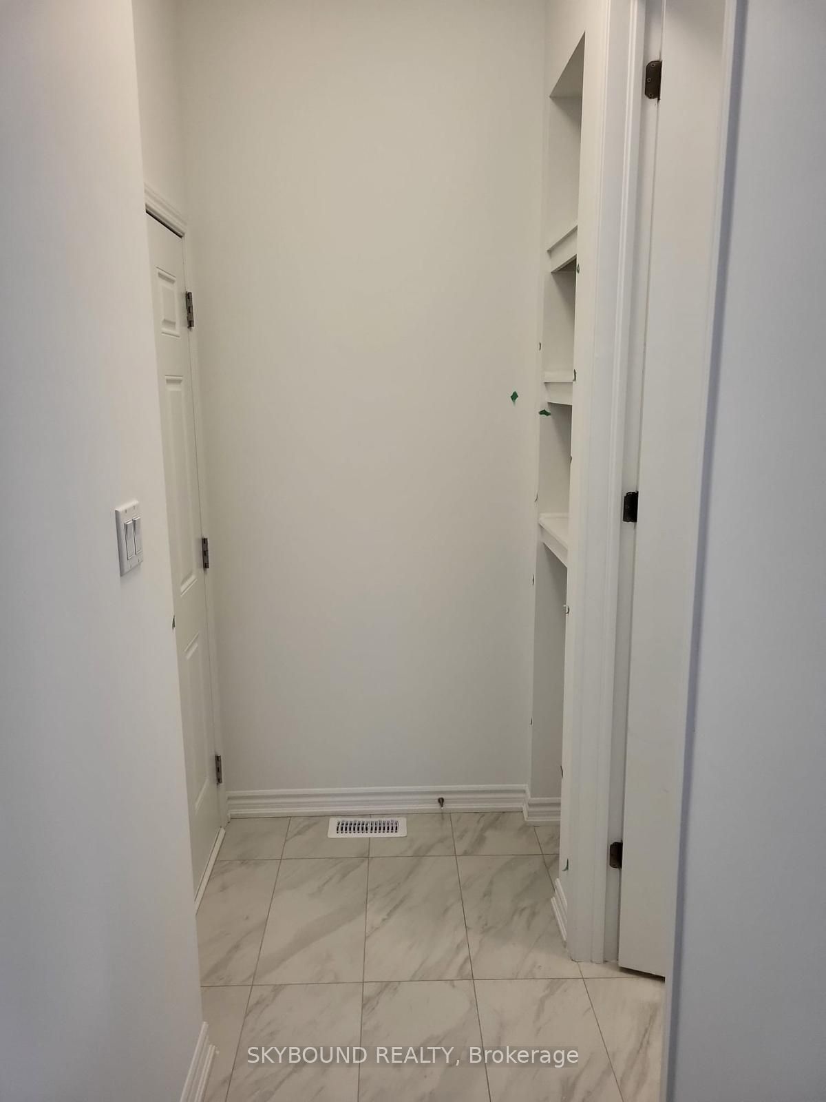 58 Histand Trail N Property Photo 3