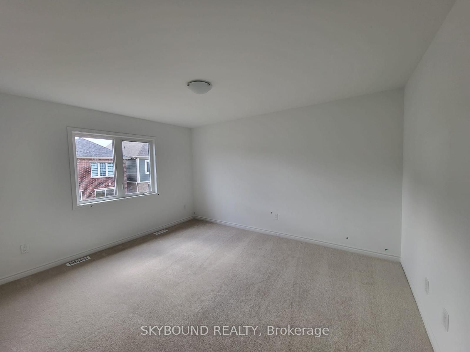 58 Histand Trail N Property Photo 13