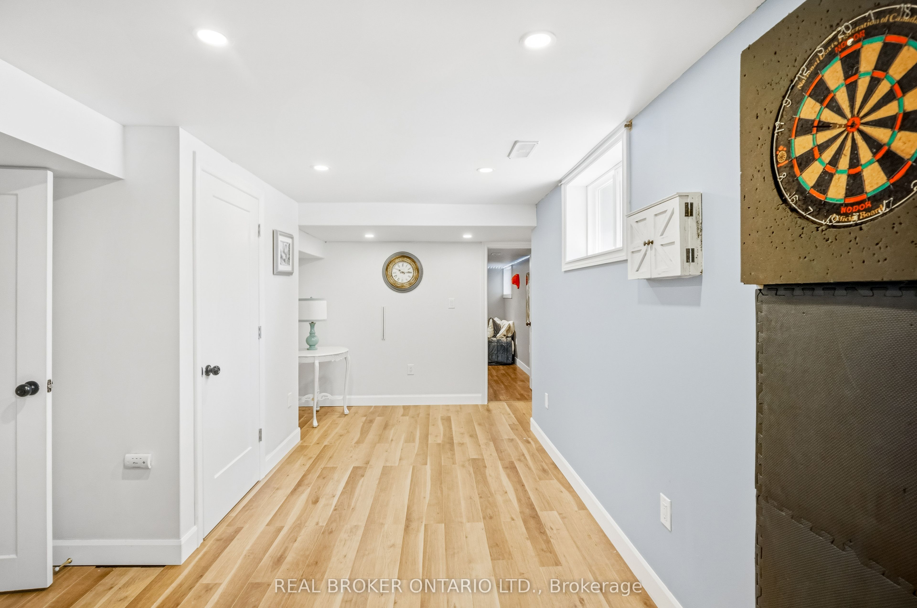17 Lindbergh Drive Property Photo 28