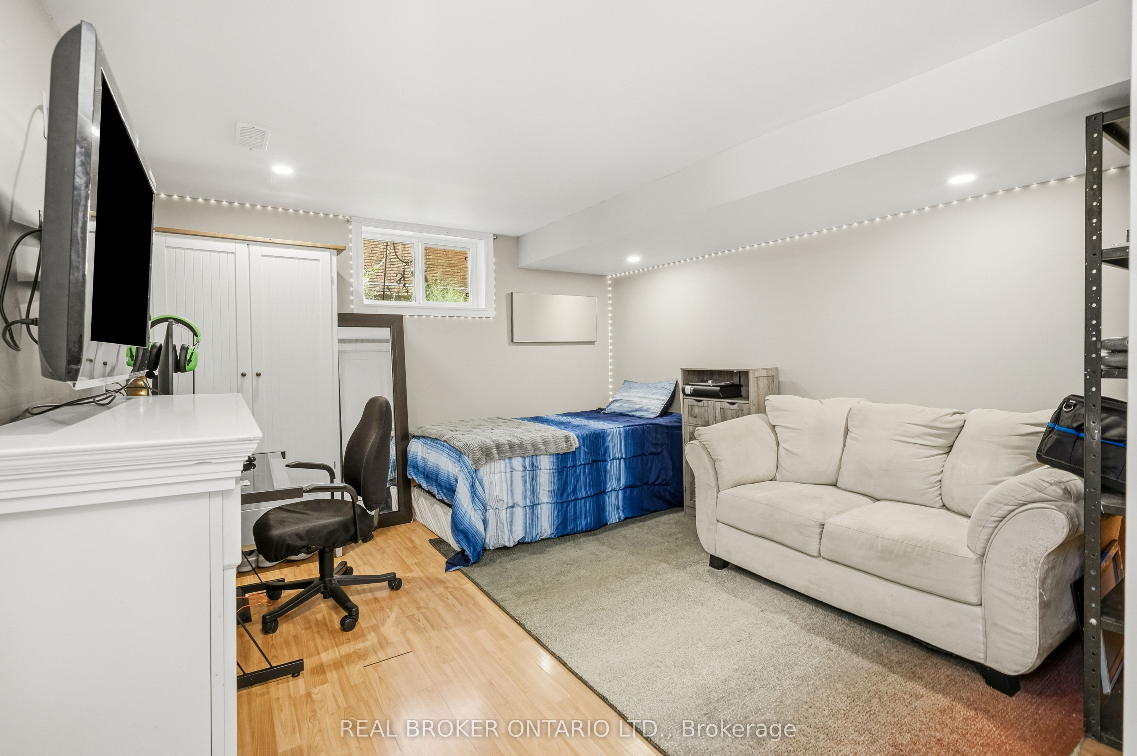17 Lindbergh Drive Property Photo 31