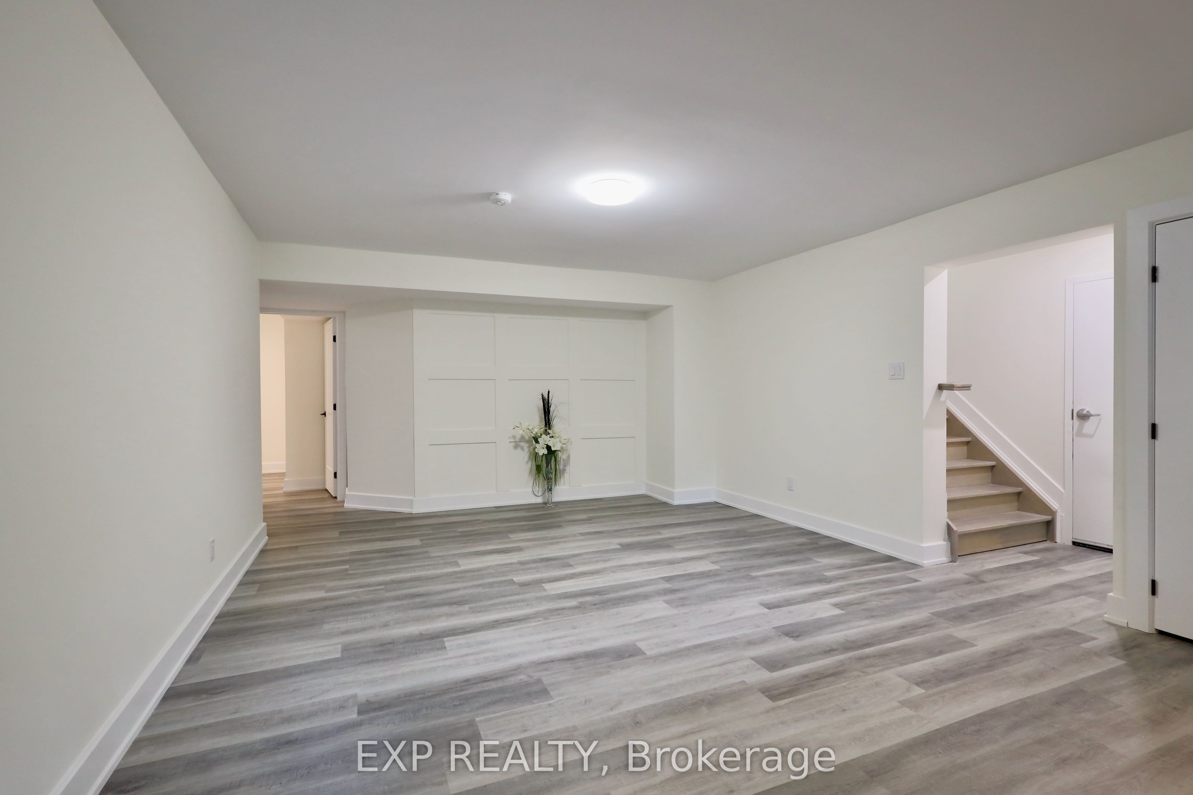 12 Sylvester Street B Property Photo 3