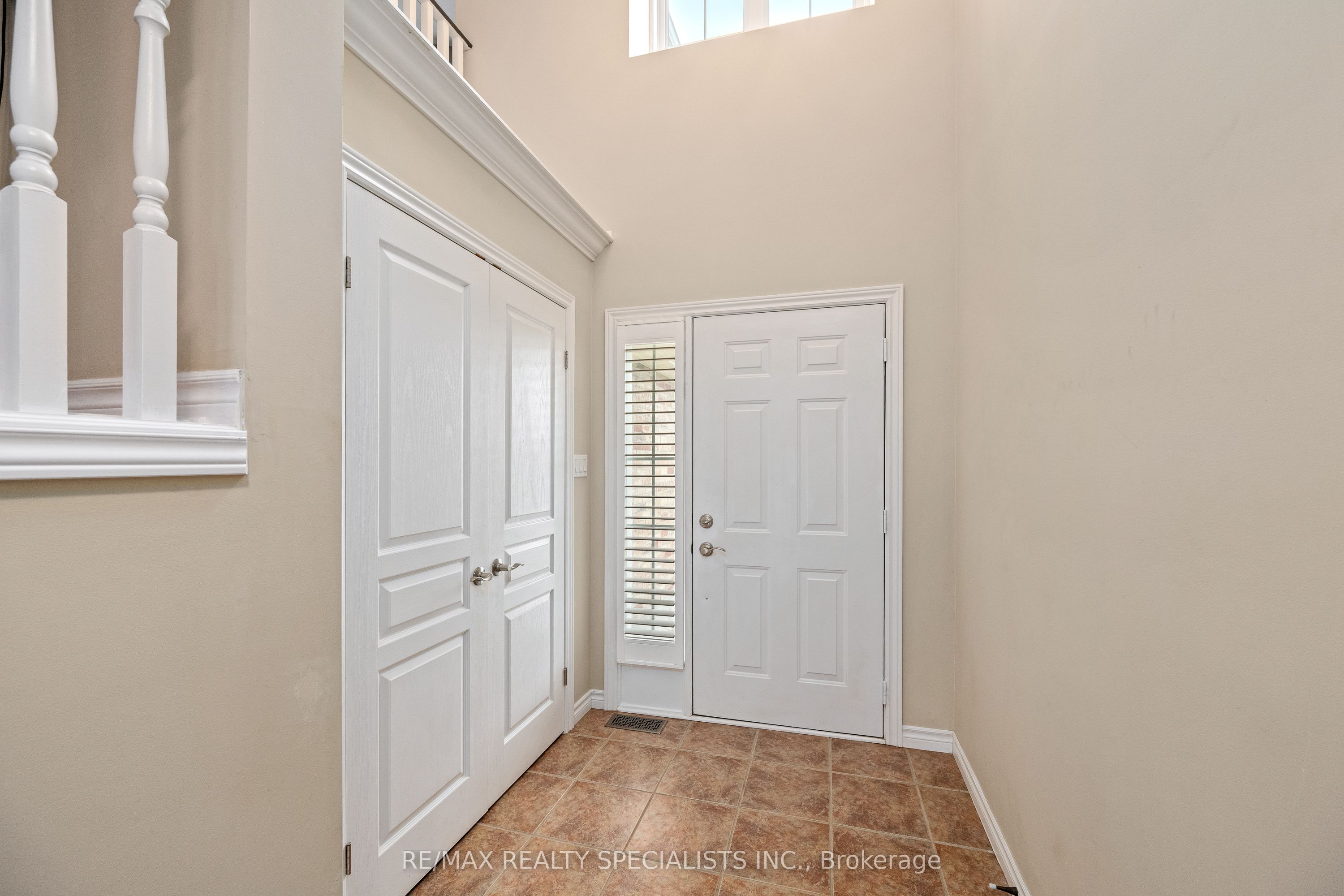 1865 Bayswater Crescent Property Photo 9