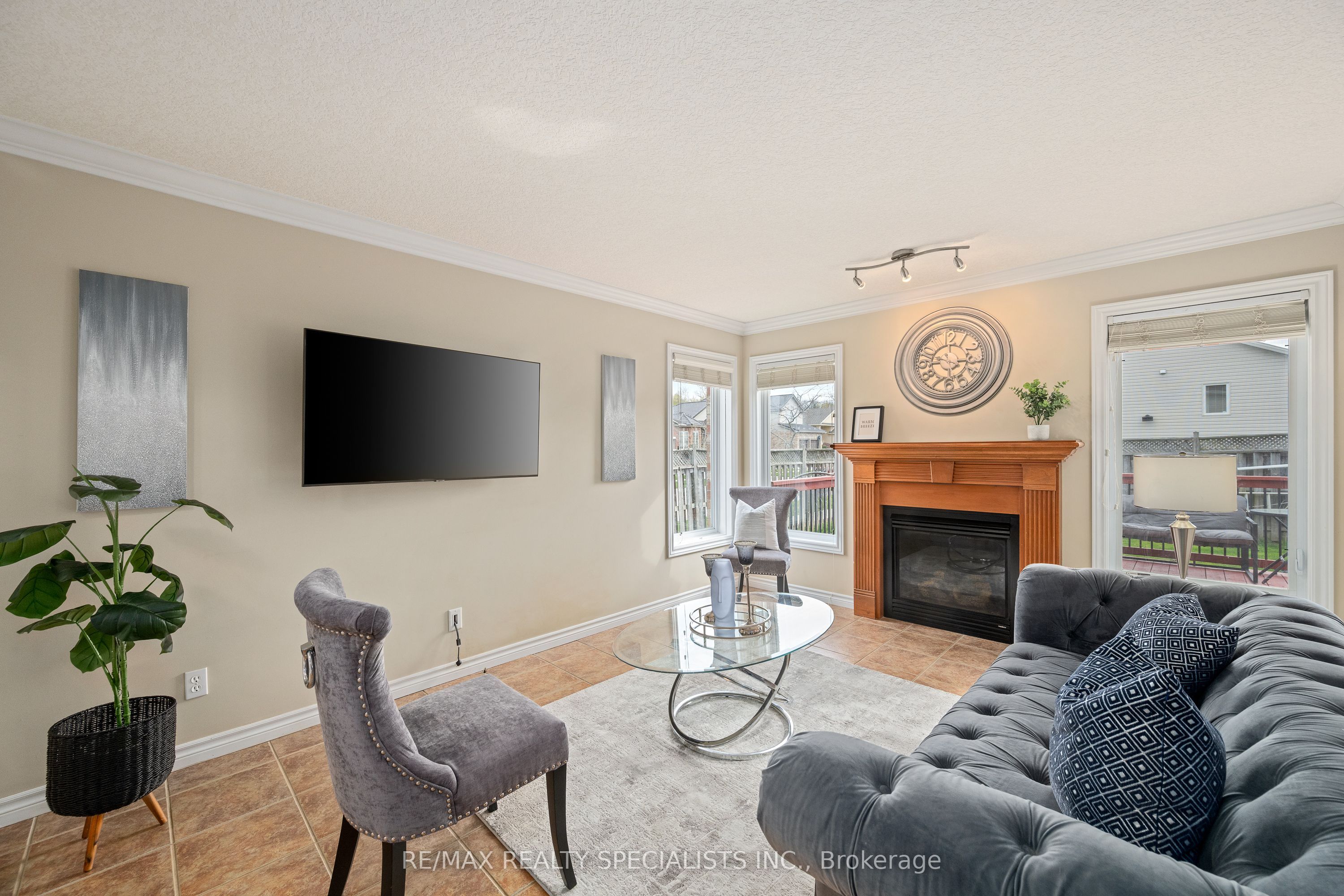 1865 Bayswater Crescent Property Photo 11