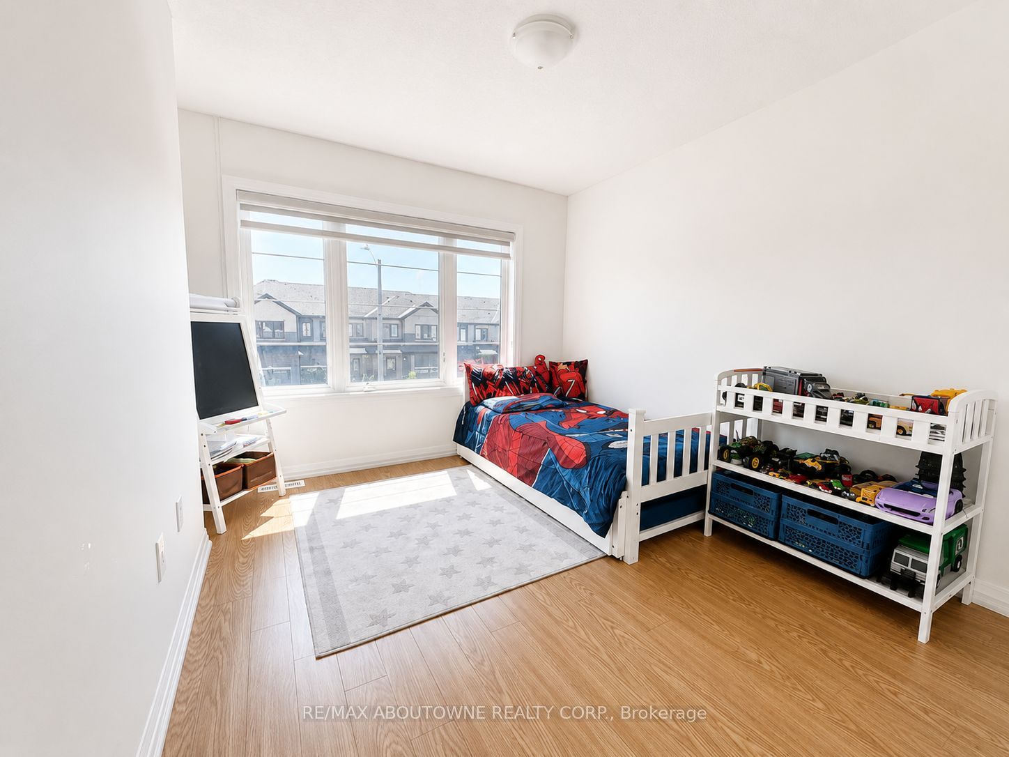 94 Granville Crescent Property Photo 15