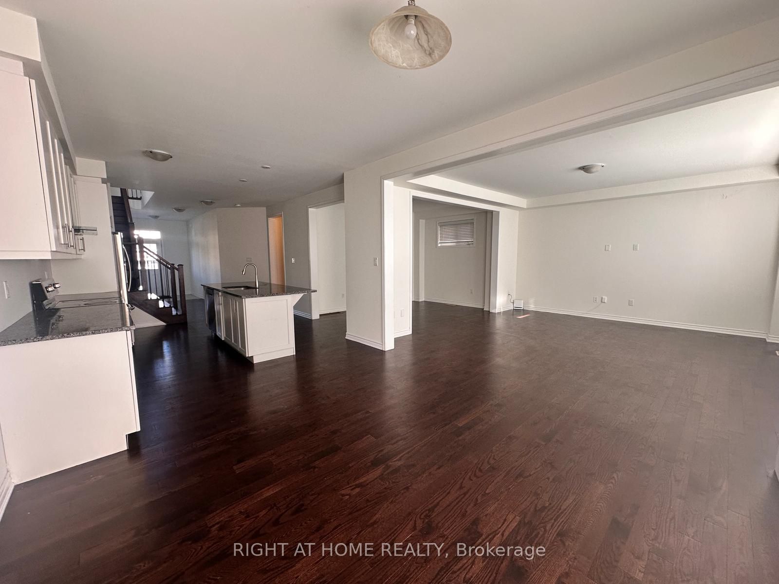 516 Equestrian Way Property Photo 6
