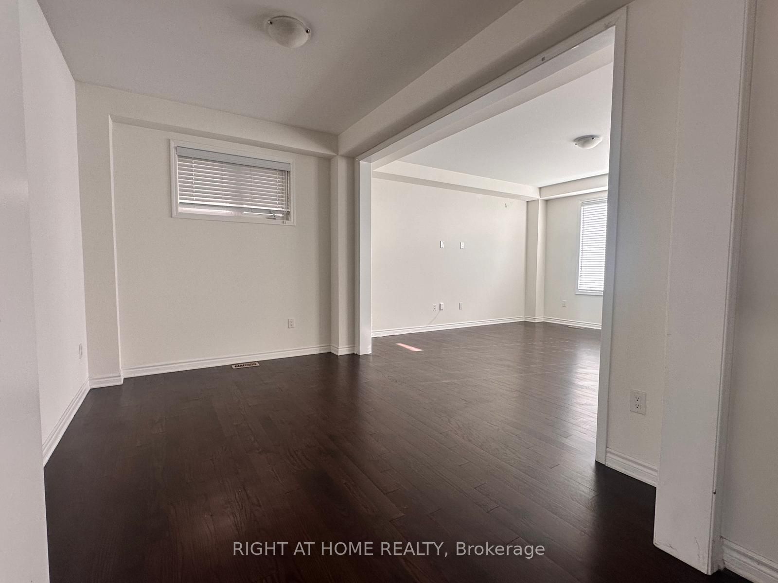 516 Equestrian Way Property Photo 9