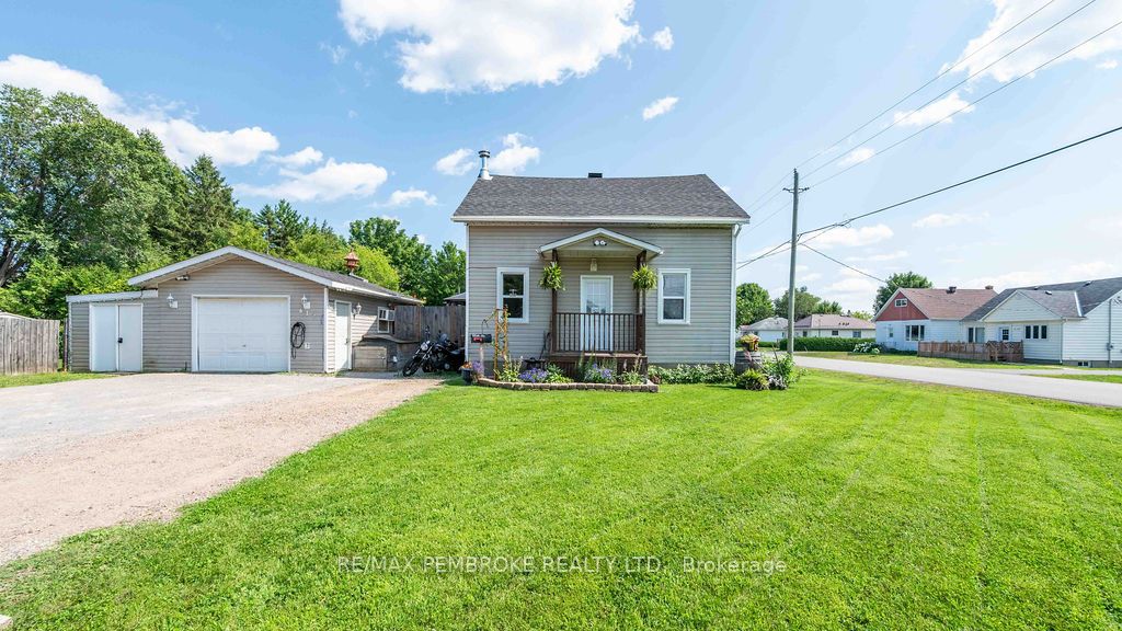 617 Third Avenue S Property Photo 1