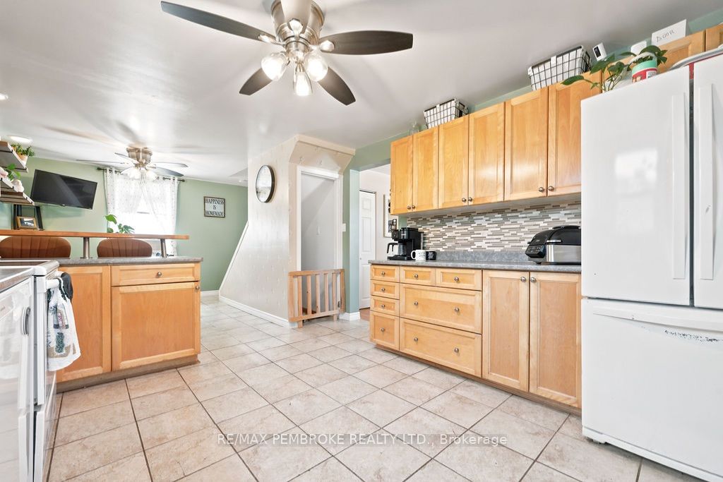 617 Third Avenue S Property Photo 9