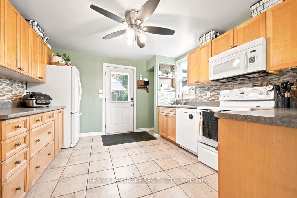 617 Third Avenue S Property Photo 10