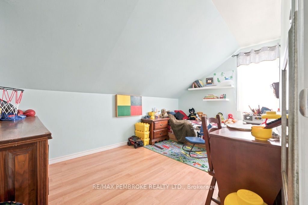 617 Third Avenue S Property Photo 26