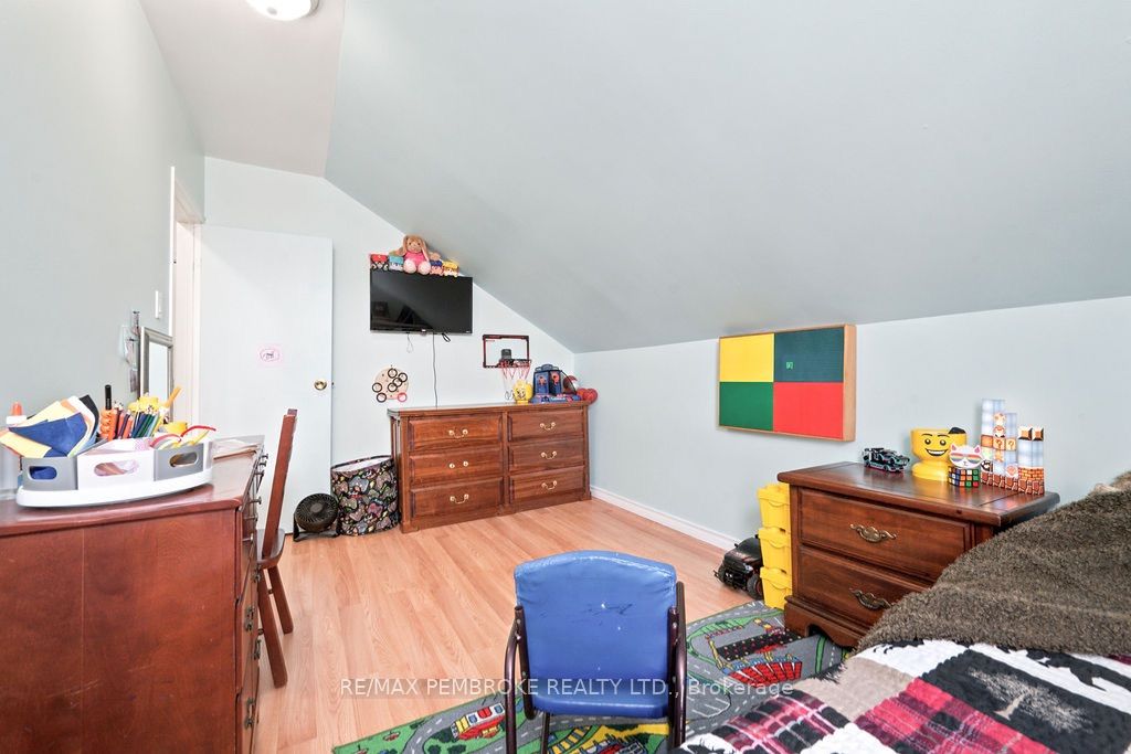617 Third Avenue S Property Photo 27
